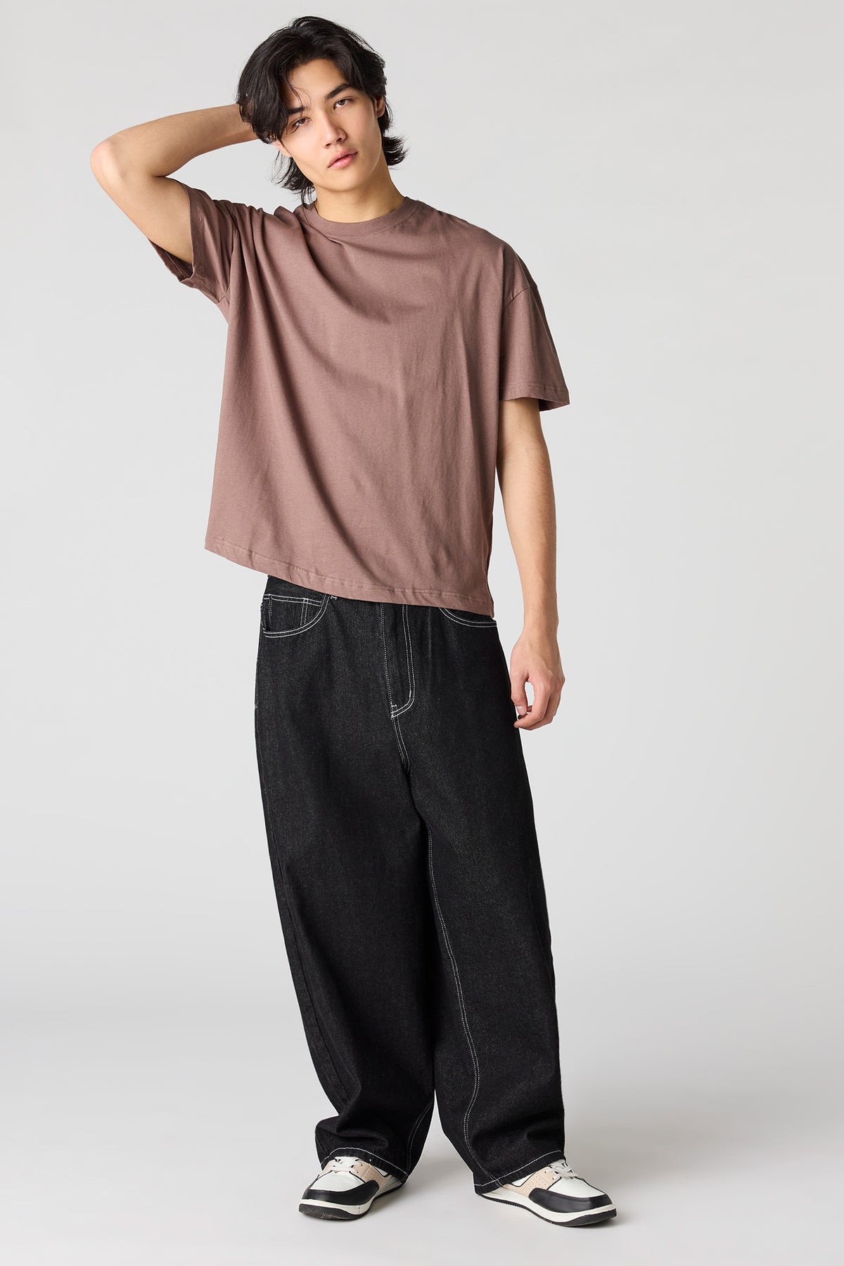 Alt View 3. Relaxed Crewneck T-Shirt - Light Brown