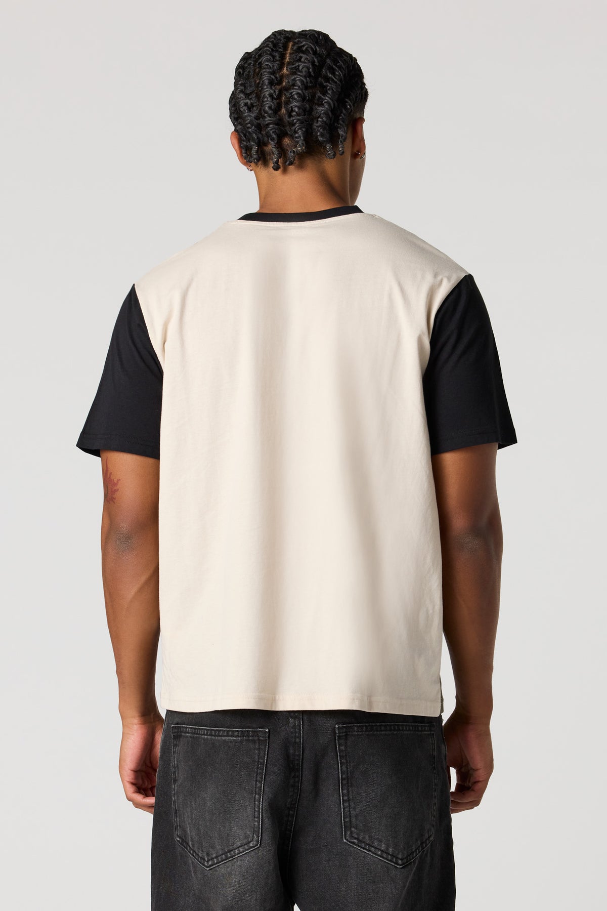 Alt View 2. Colourblock Embroidered T-Shirt - Natural