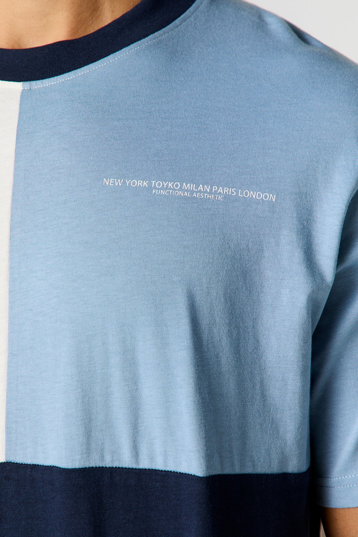Alt View 4. Colourblock T-Shirt - Blue