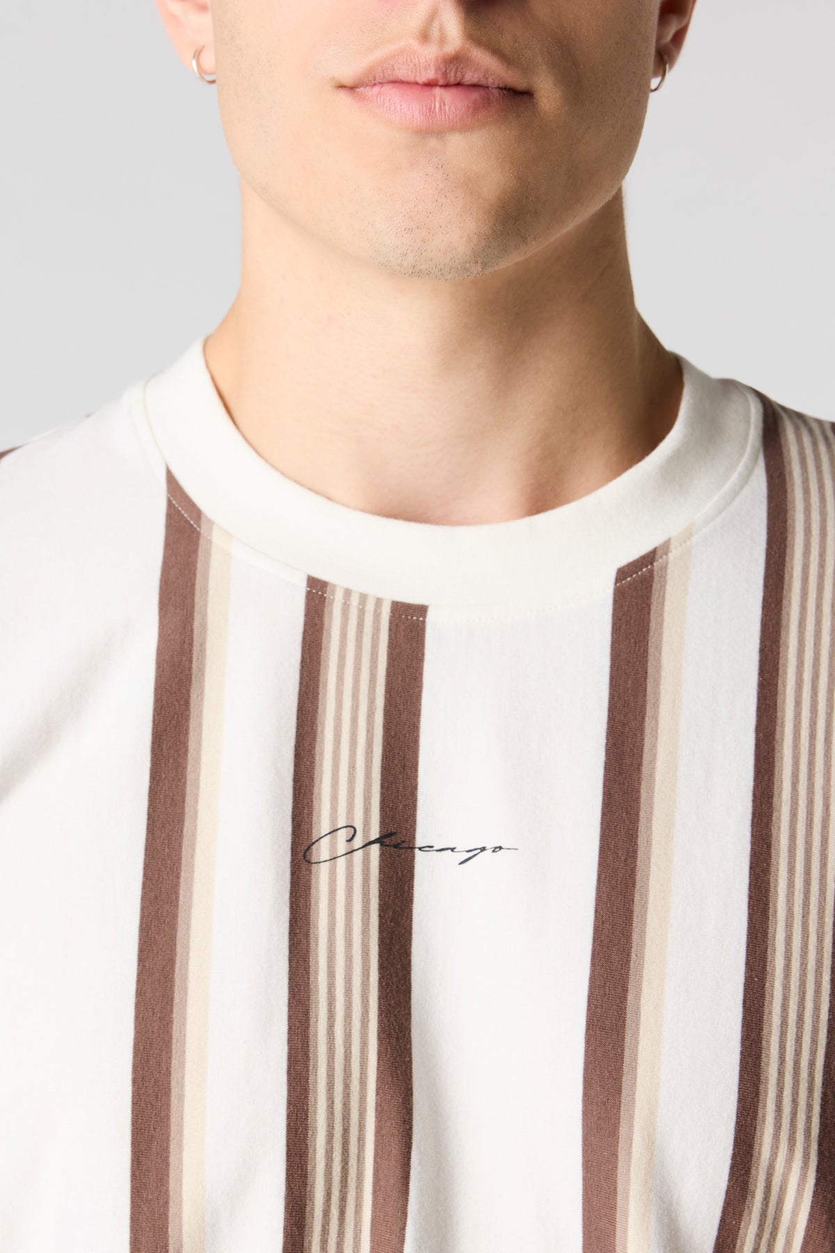 Alt View 4. Destination Embroidered Striped T-Shirt - Off White