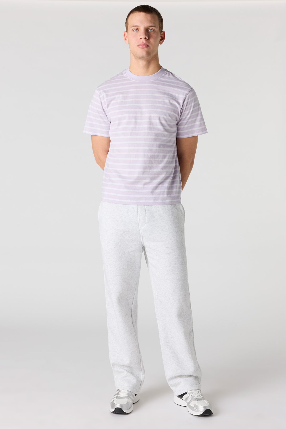 Vue alternative 3. T-shirt rayé