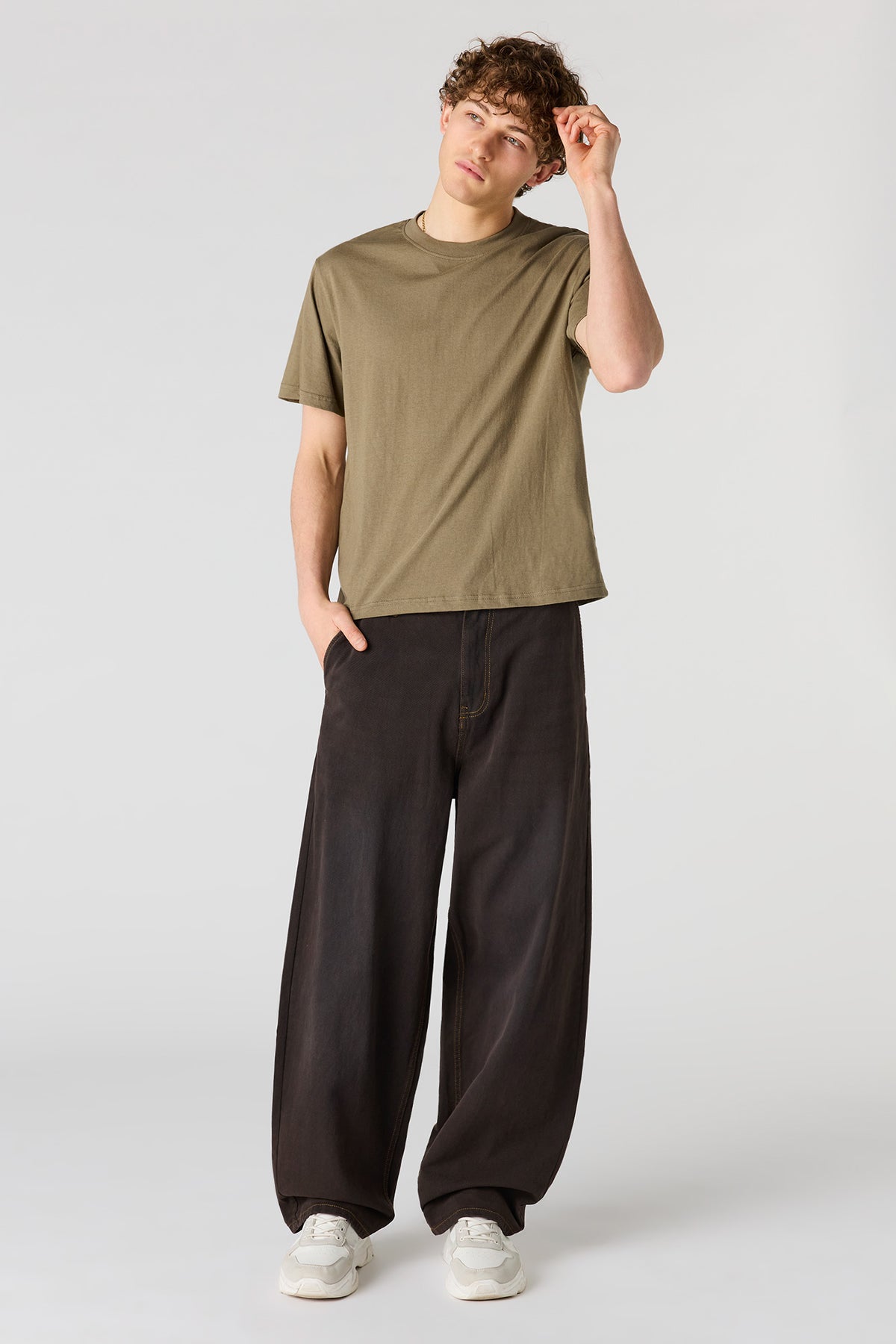 Vue alternative 18. T-shirt ras du cou uni