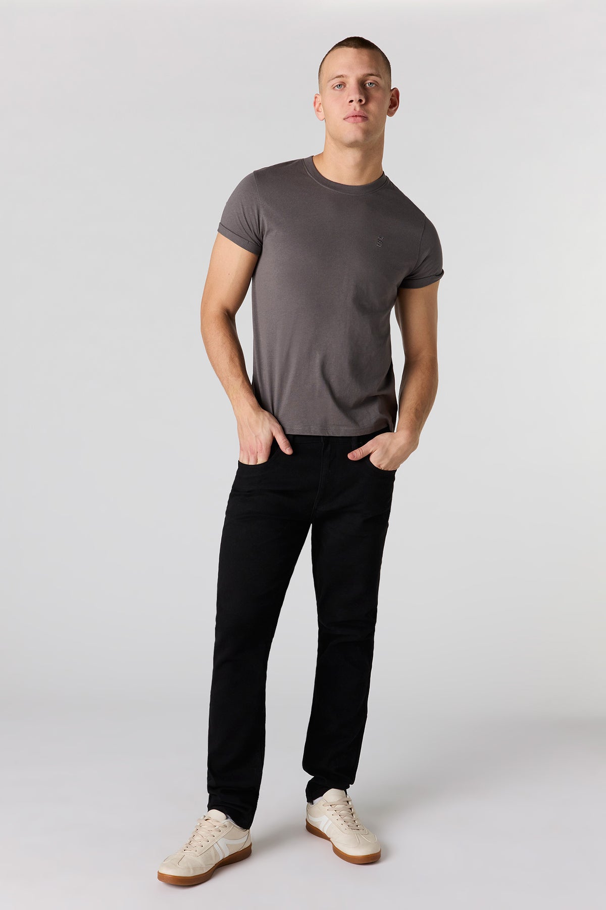 Vue alternative 3. T-shirt sport