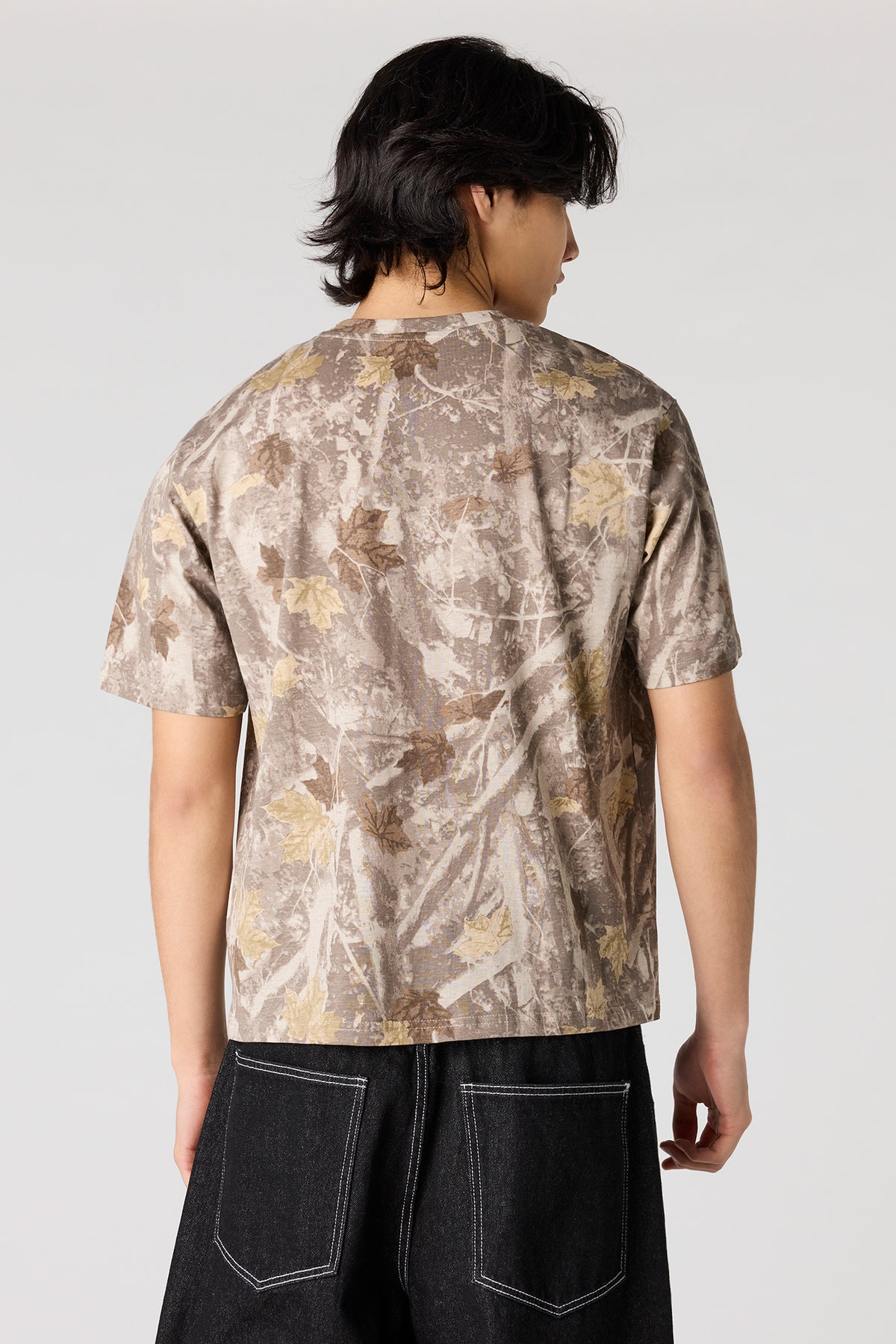 Alt View 2. Camo Print Crewneck T-Shirt - Natural
