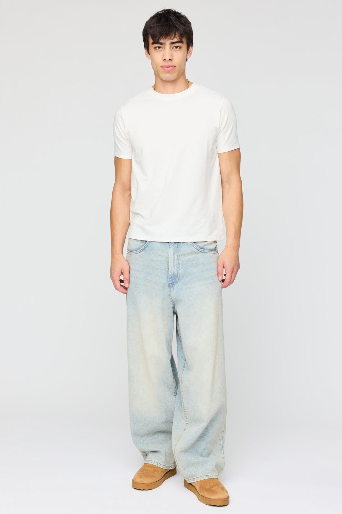 Alt View 3. Stretch Slim Fit T-Shirt - Off White