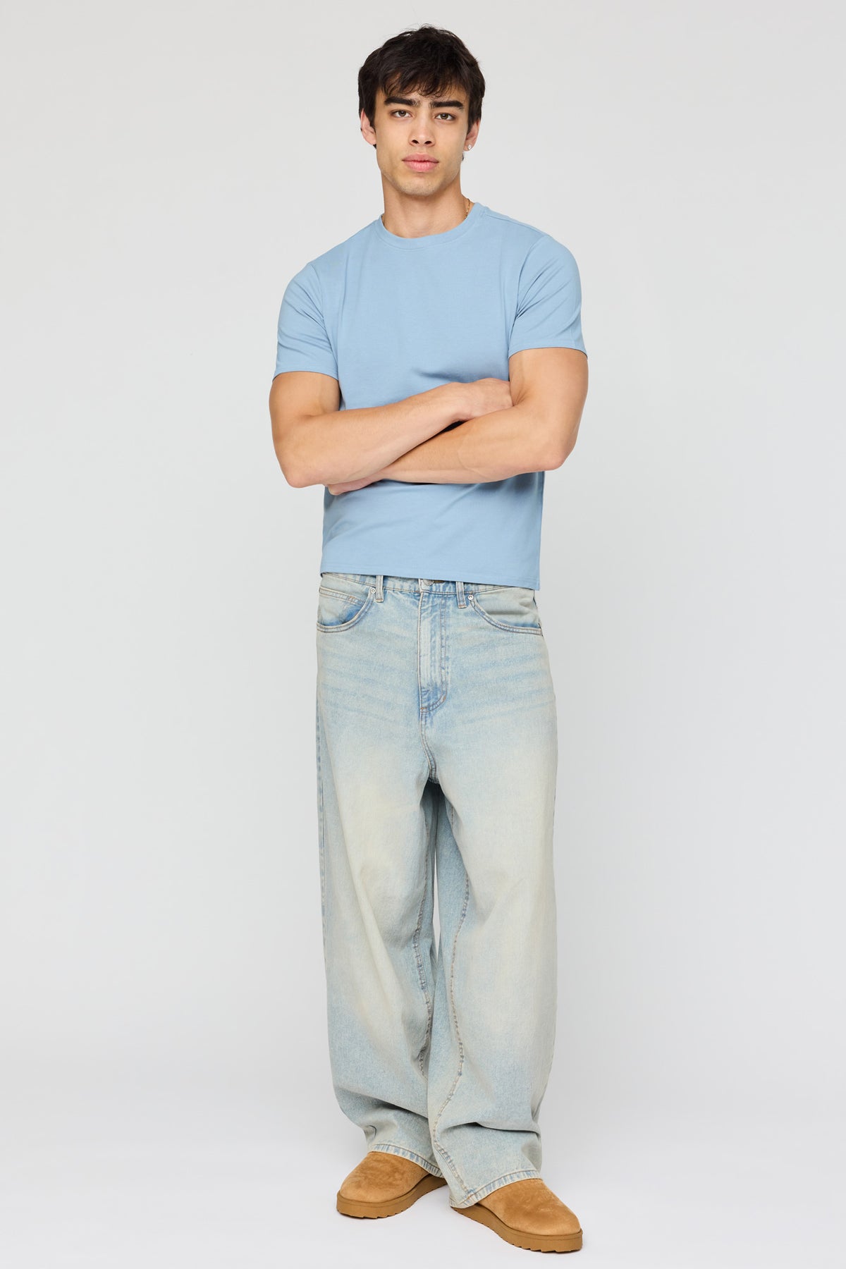 Vue alternative 3. T-shirt ajusté extensible