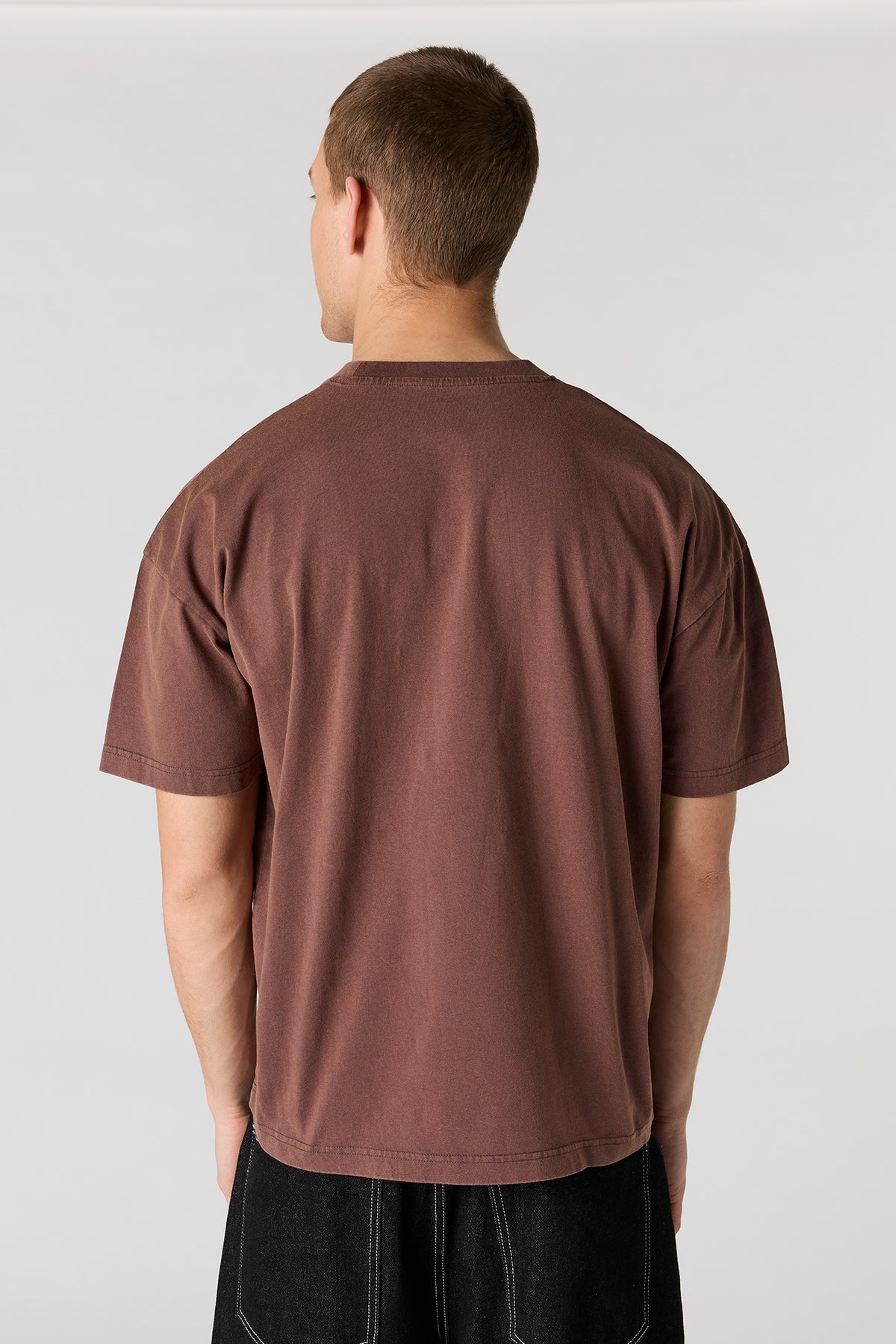 Vue alternative 2. T-shirt décontracté délavé brodé