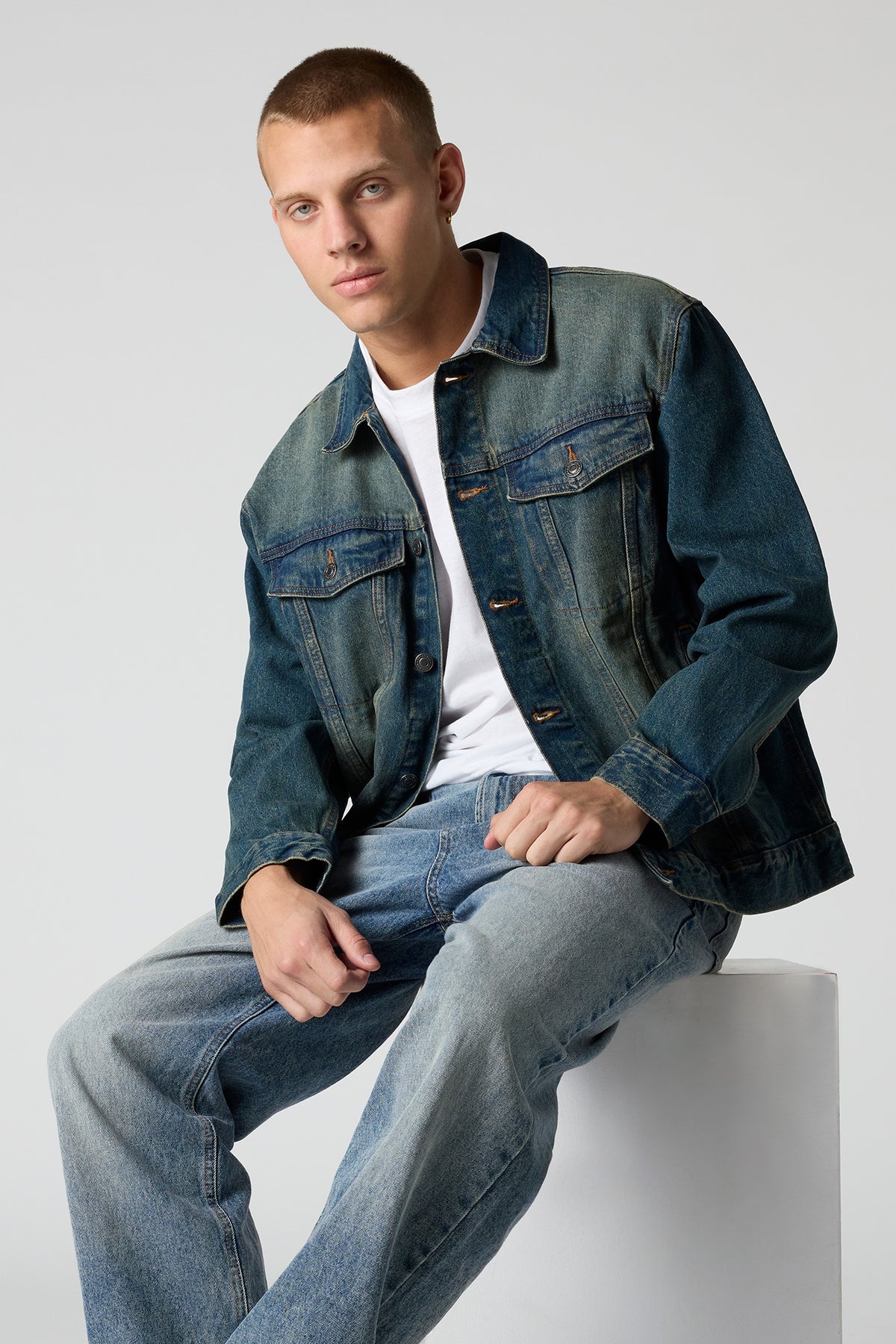 Relaxed Denim Trucker Jacket - Pacific Blue