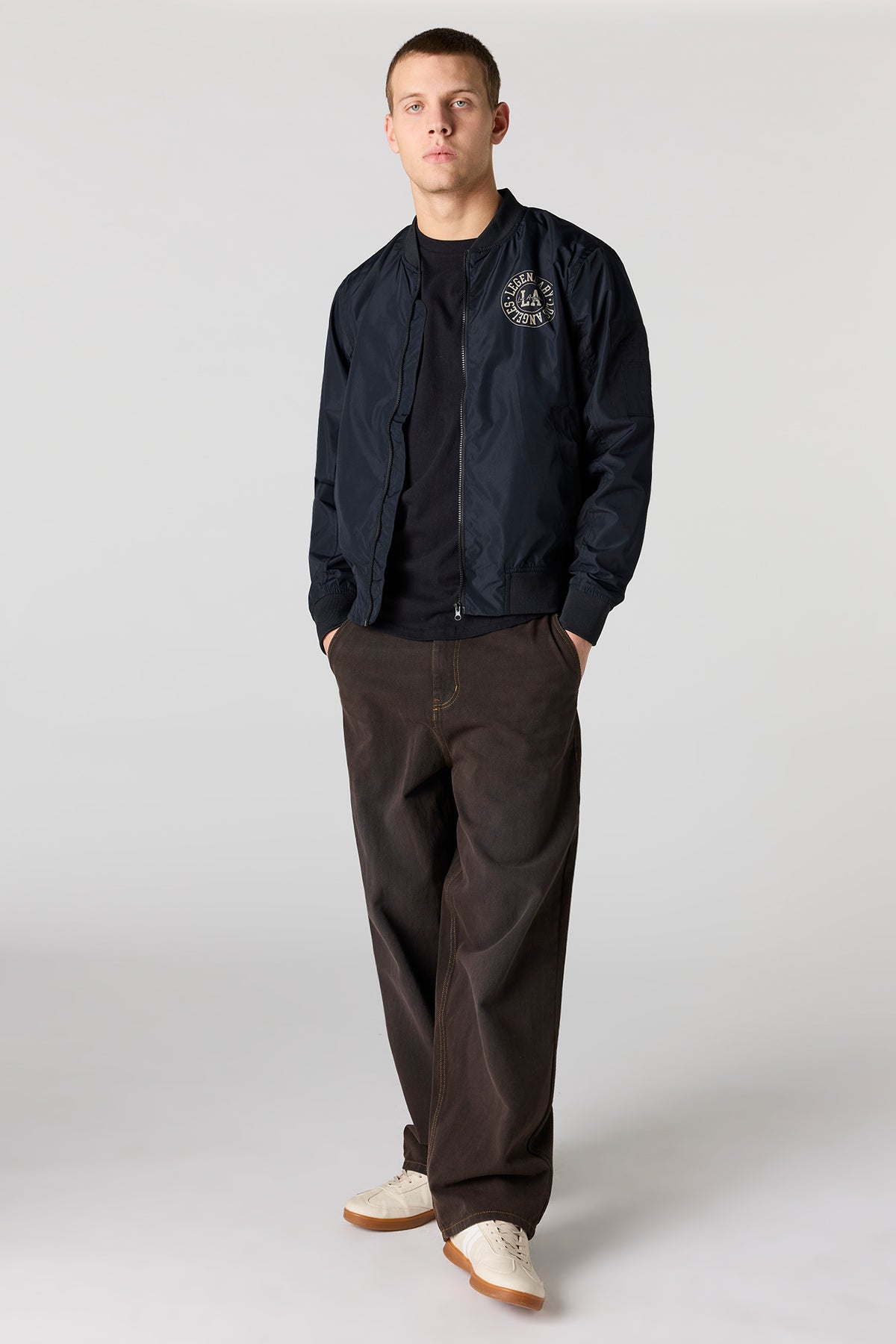 Vue alternative 3. Blouson aviateur imprimé