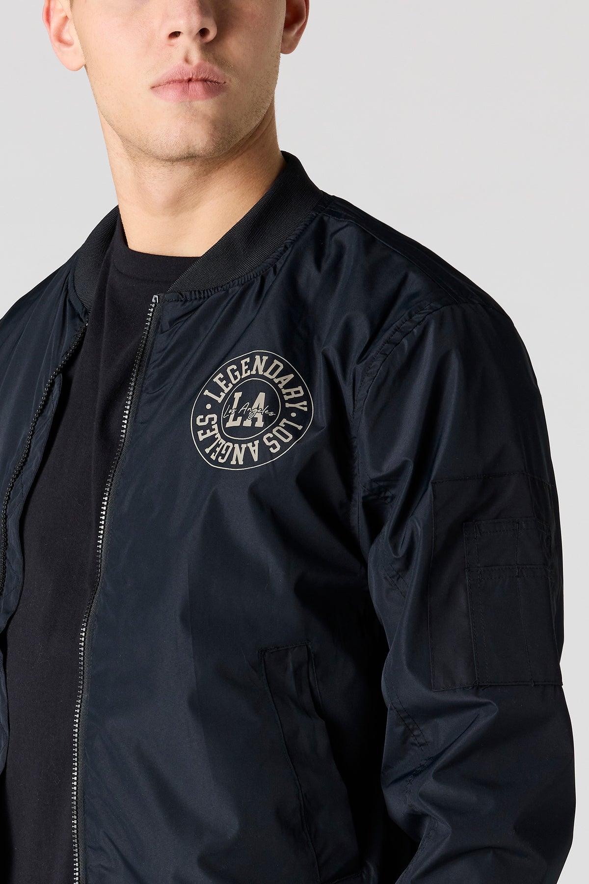 Vue alternative 4. Blouson aviateur imprimé
