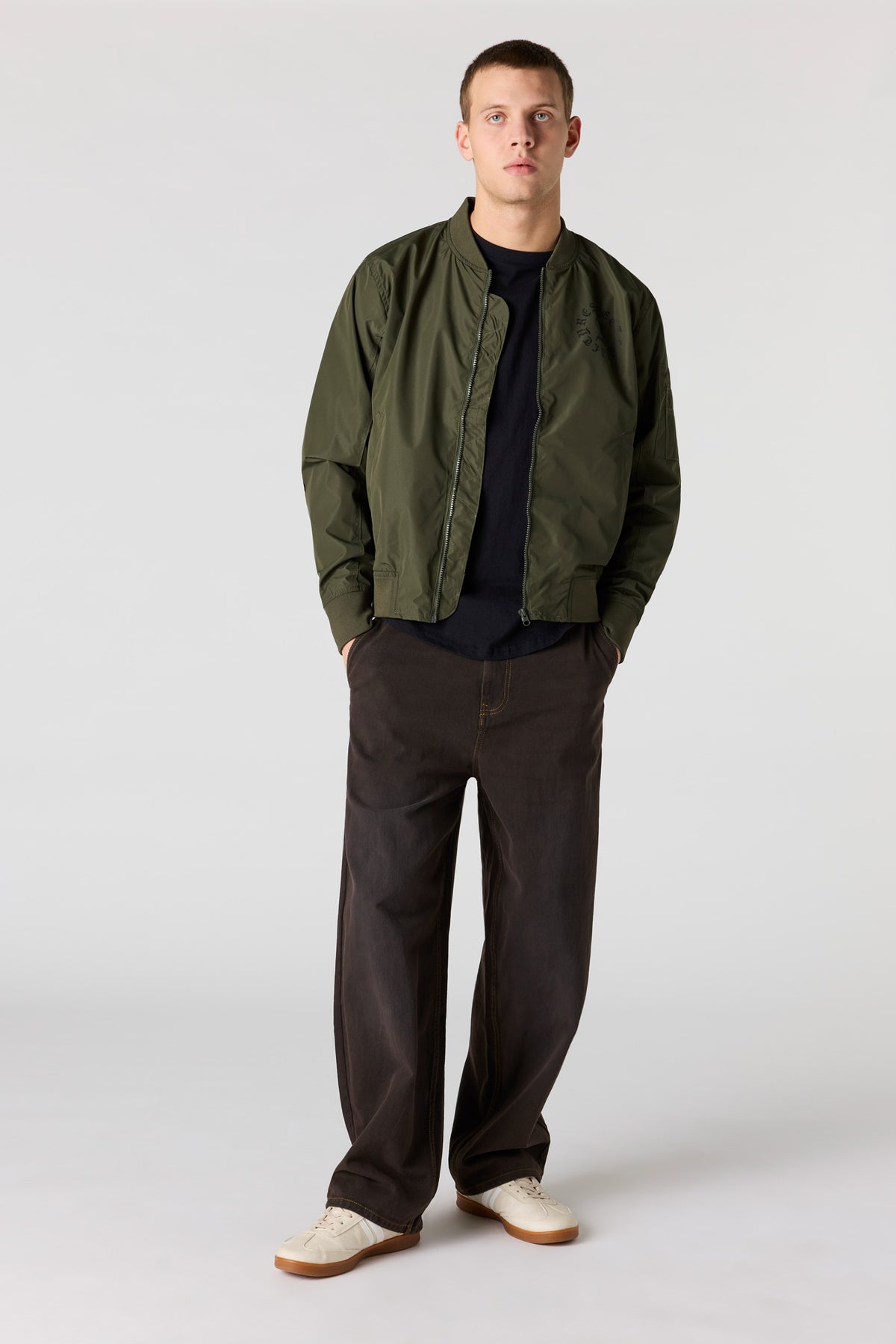 Vue alternative 3. Blouson aviateur imprimé