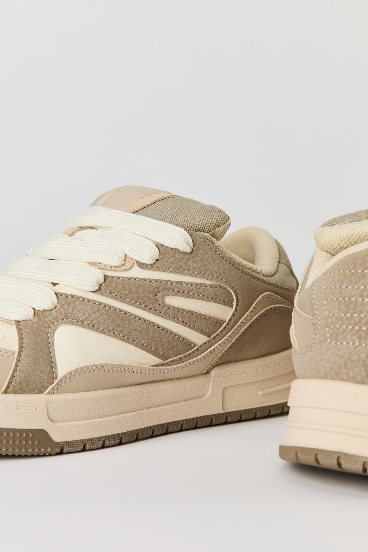 Vue alternative 5. Chaussures de planchiste à semelle épaisse
