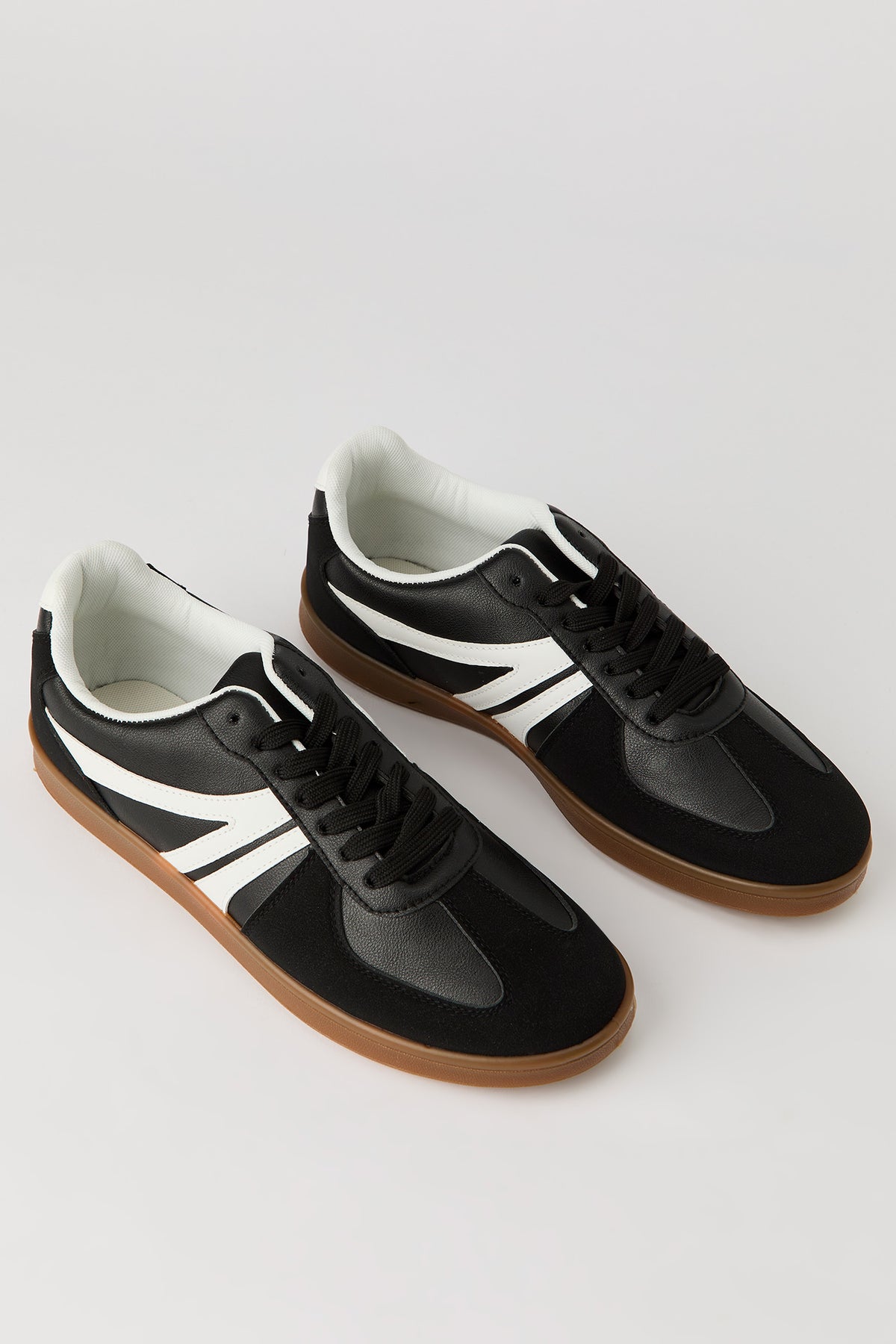 Vue alternative 2. Espadrilles rétro