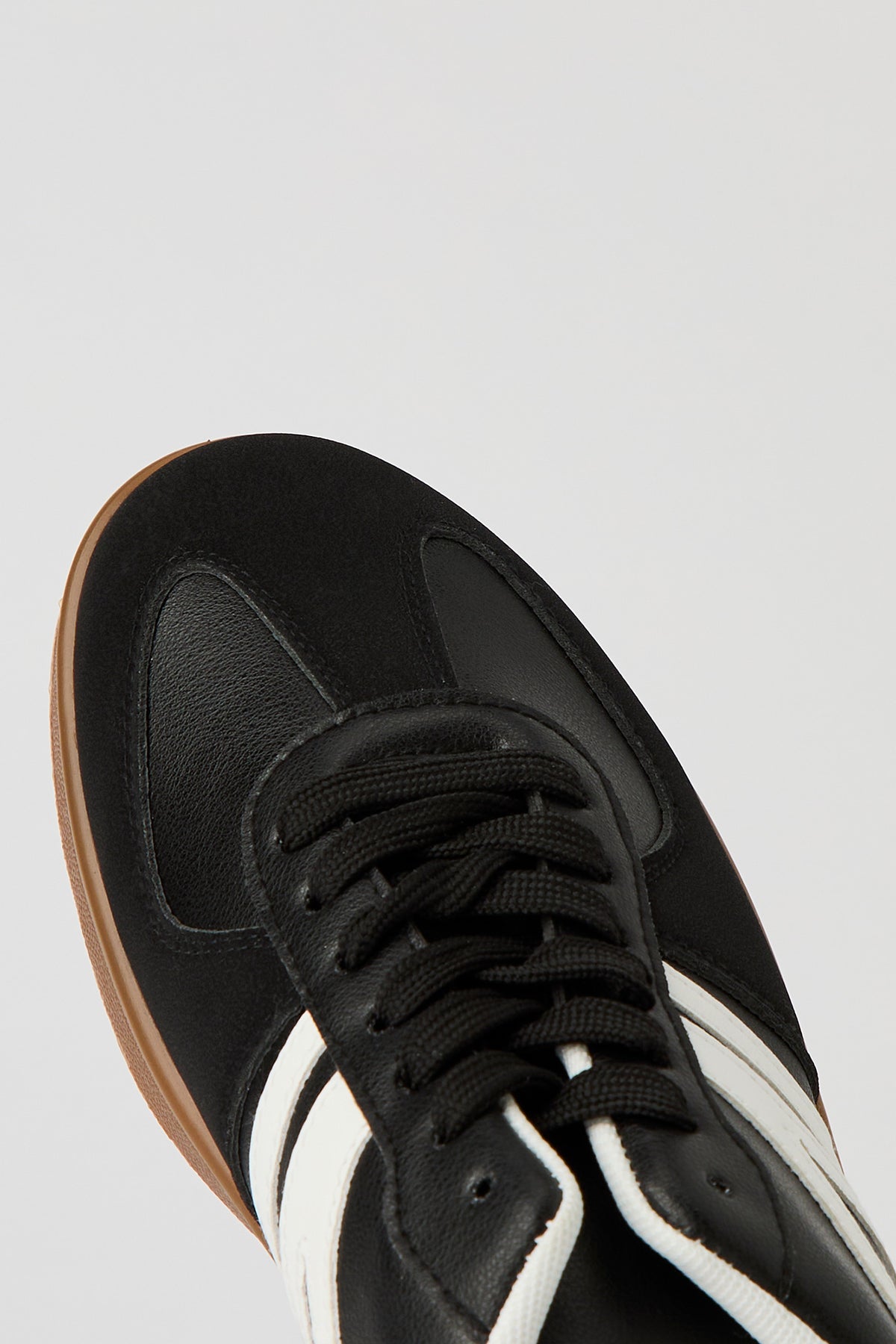 Vue alternative 4. Espadrilles rétro