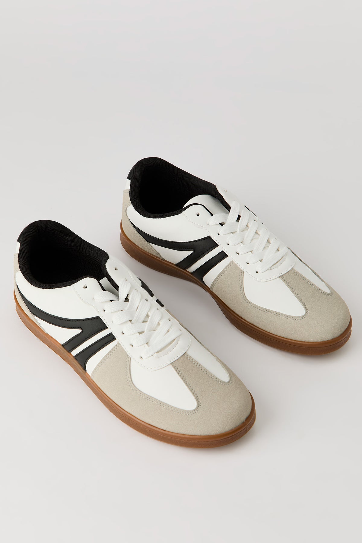 Vue alternative 2. Espadrilles rétro
