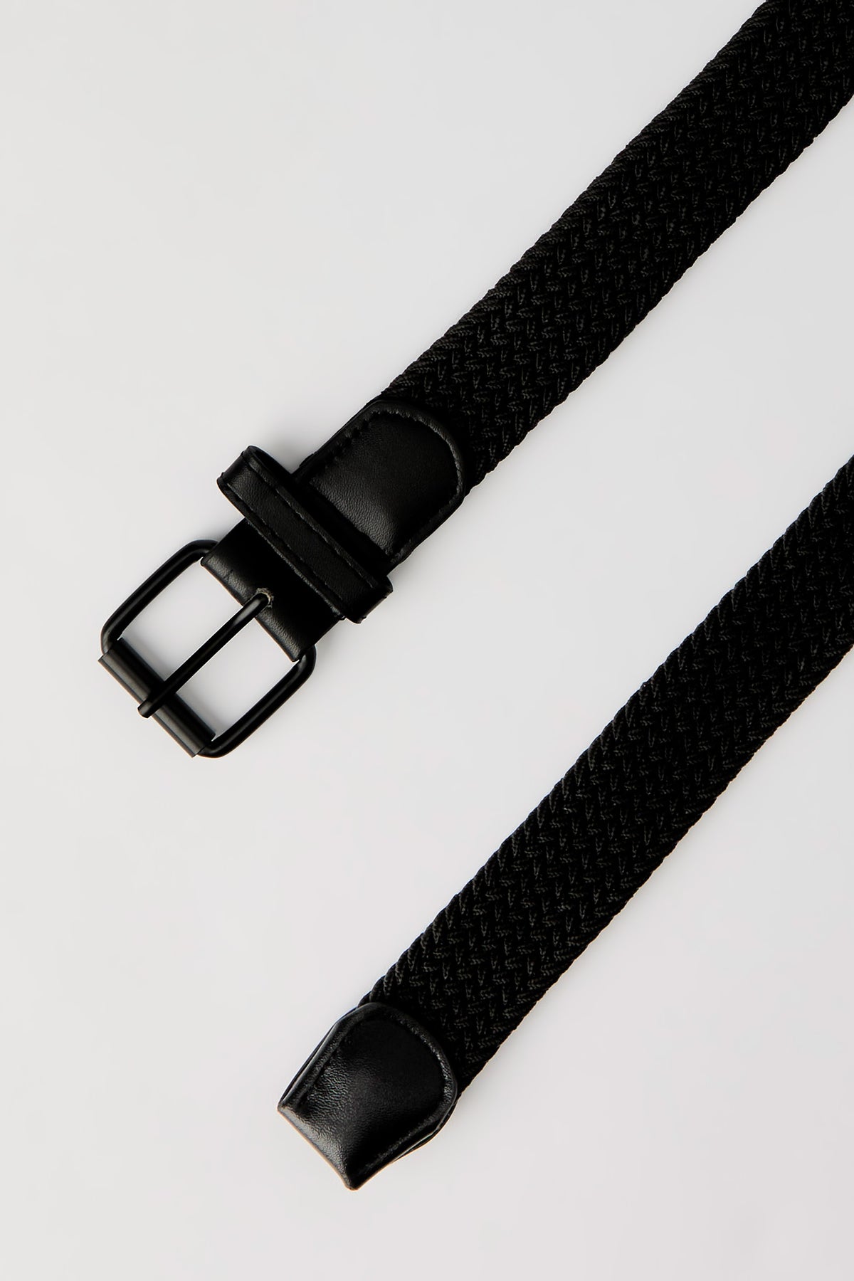 Vue alternative 2. Ceinture avec boucle carrée