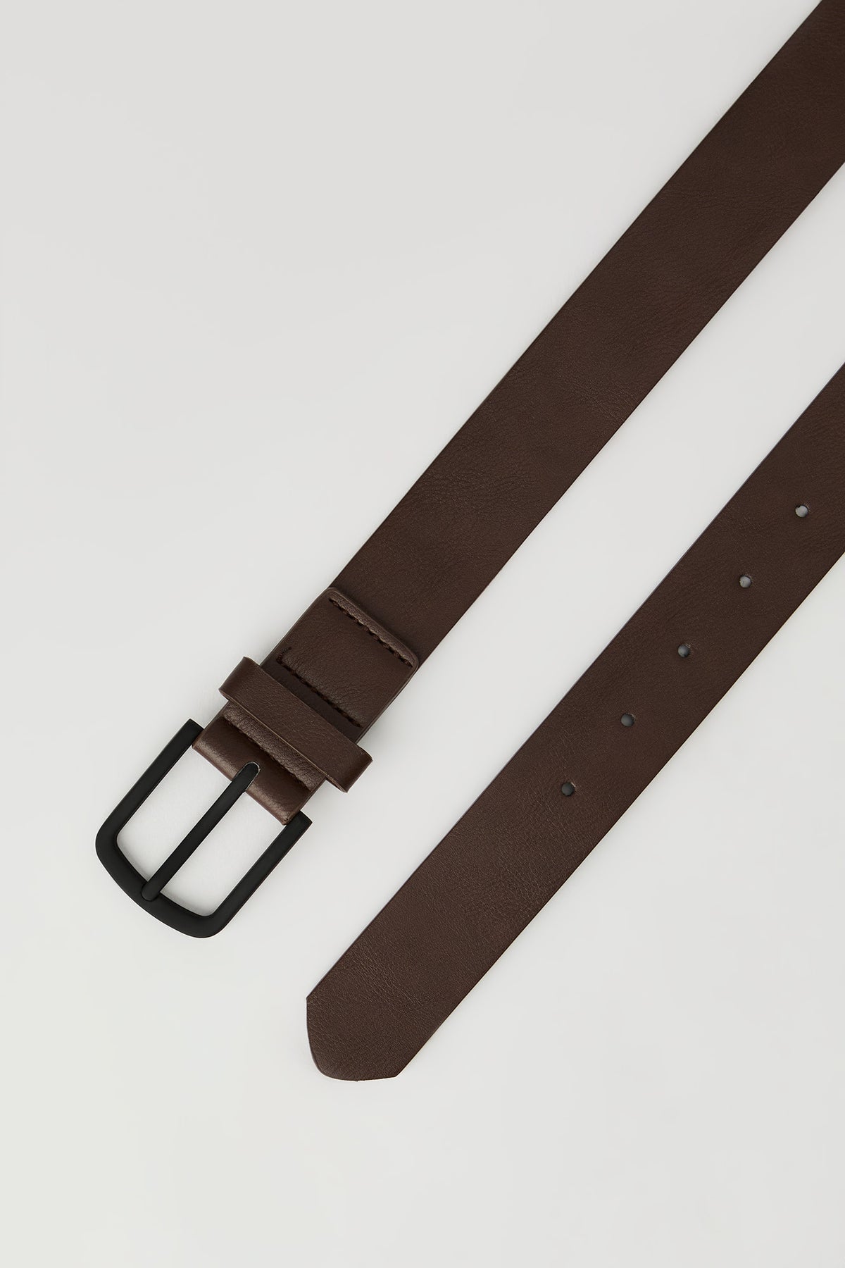 Alt View 2. Classic Faux Leather Belt - Brown