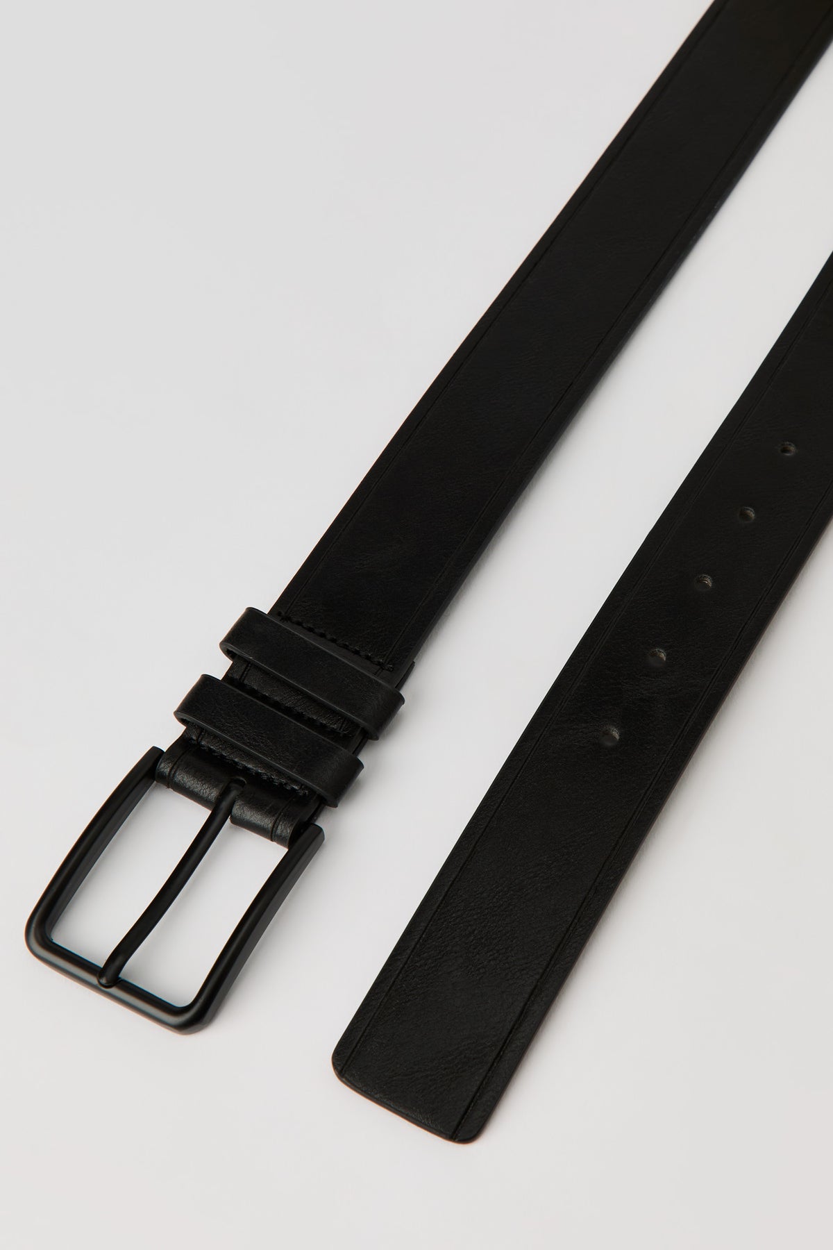 Vue alternative 2. Ceinture en similicuir