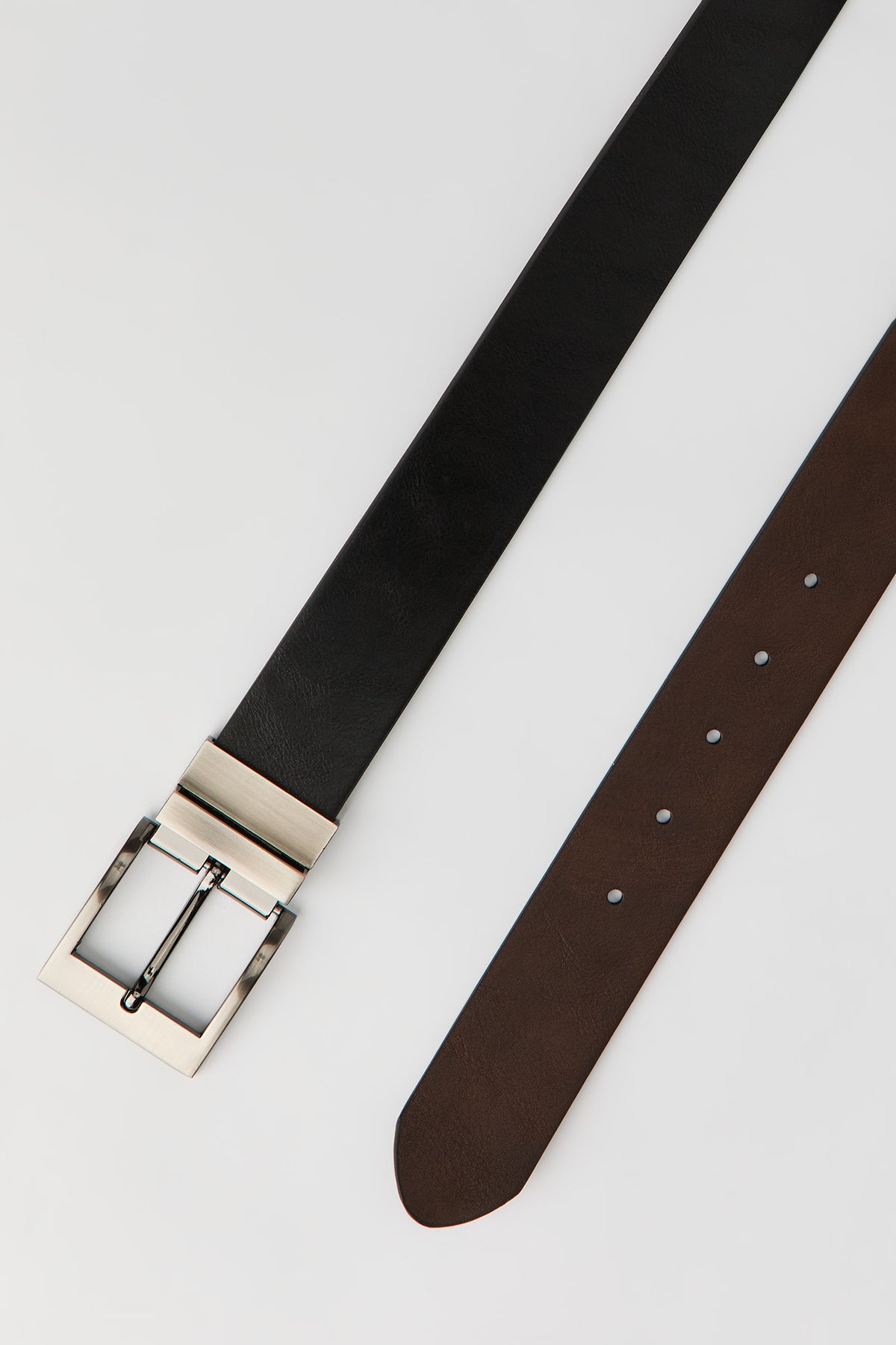 Alt View 2. Faux Leather Reversible Belt - Brown