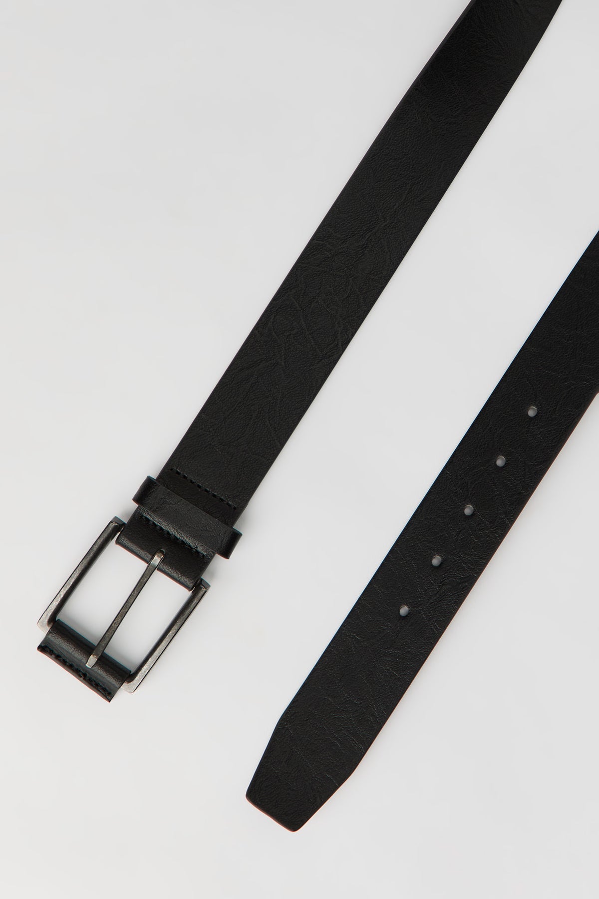 Vue alternative 2. Ceinture en similicuir classique
