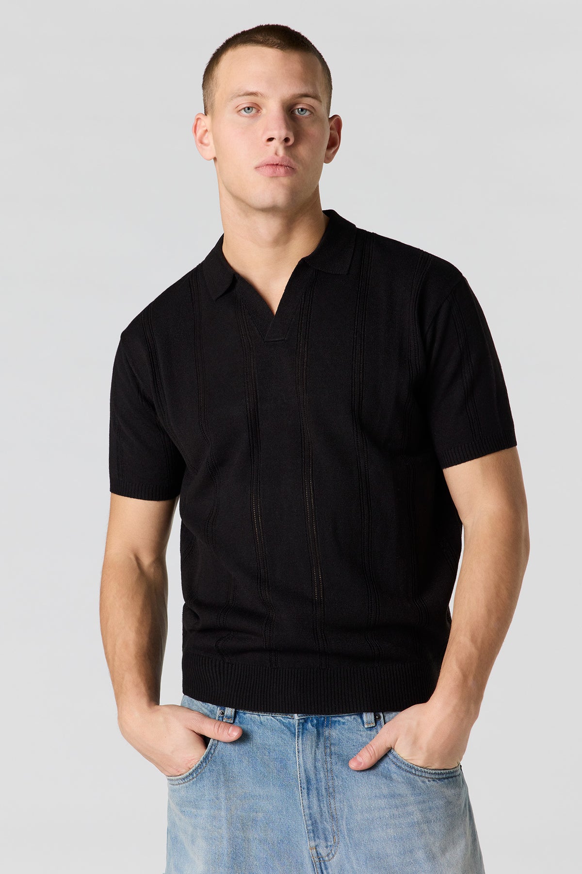 Vue alternative 4. Polo à col Johnny en tricot