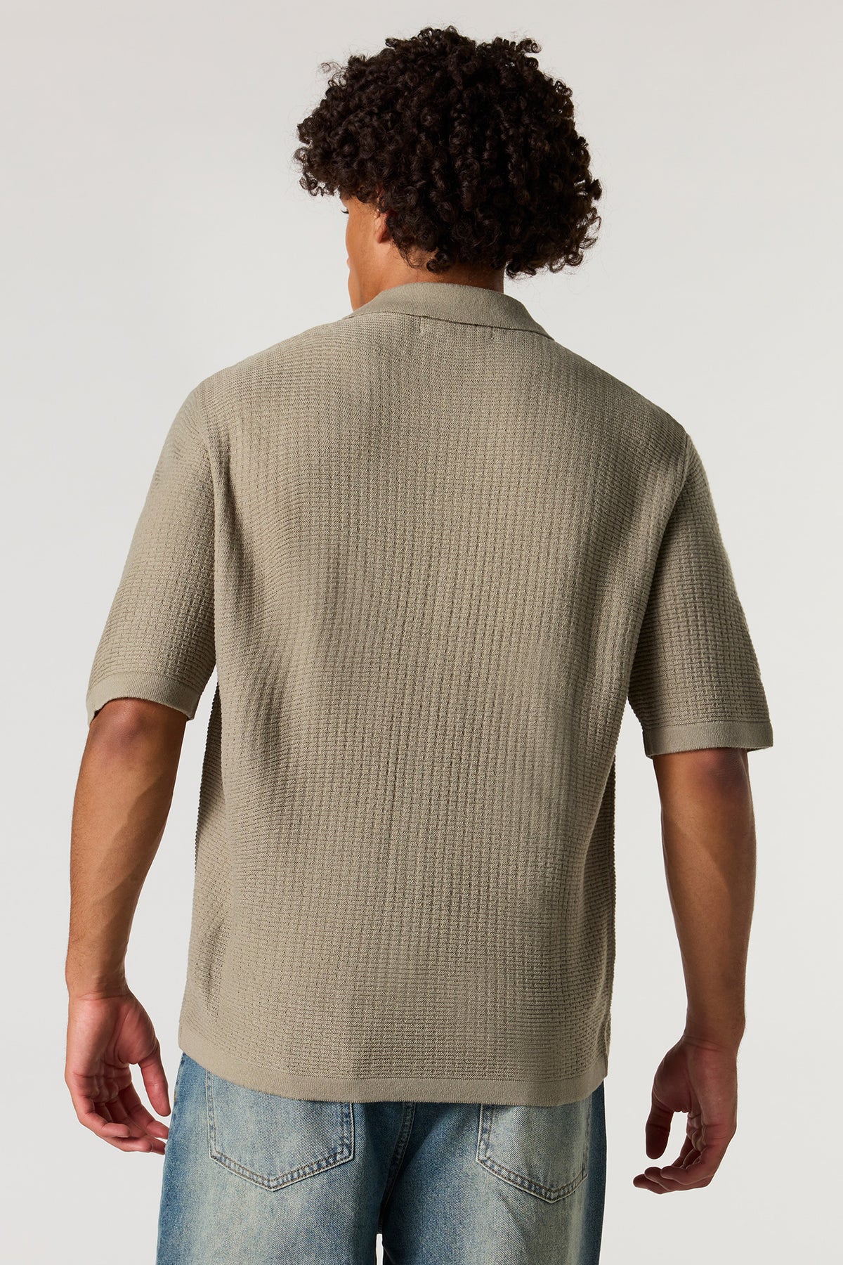 Vue alternative 2. Haut carré boutonné en tricot jacquard