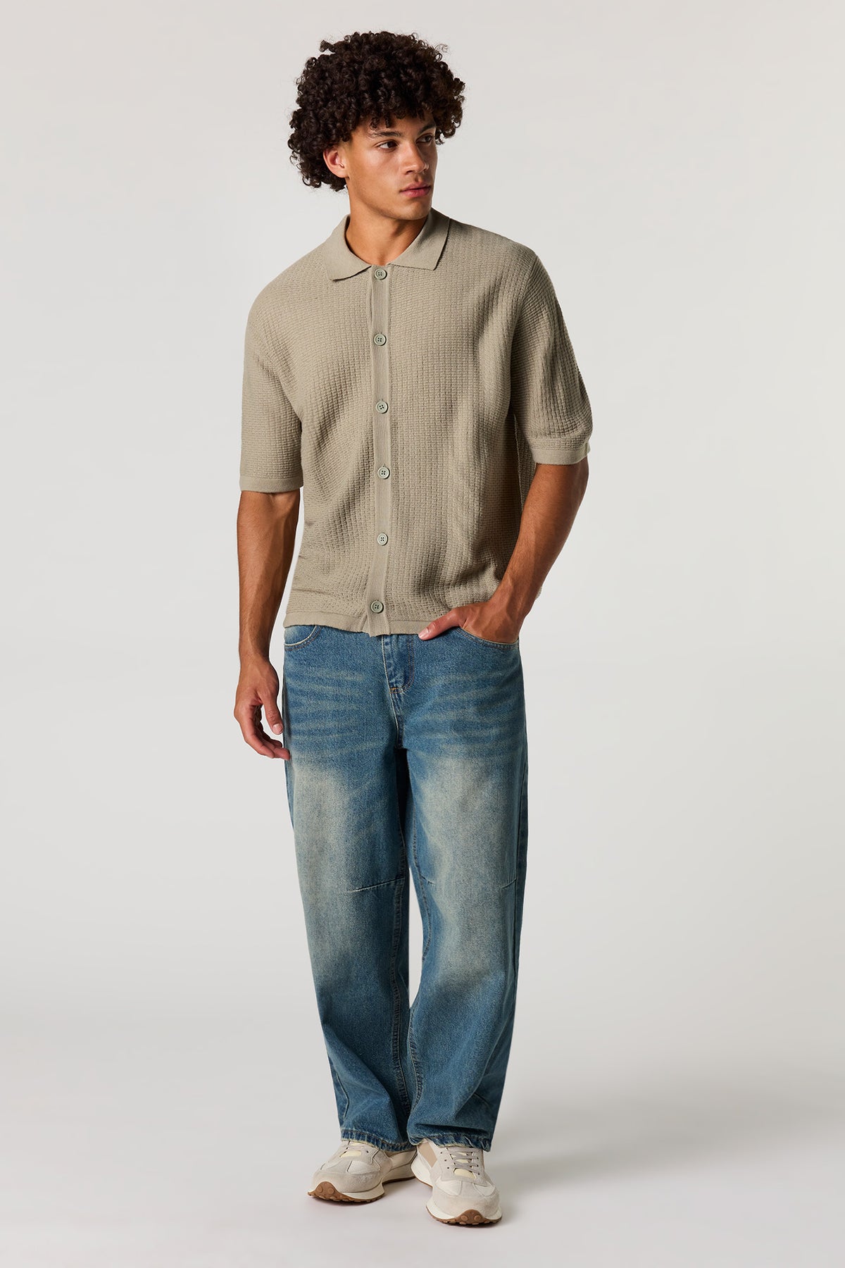 Vue alternative 3. Haut carré boutonné en tricot jacquard