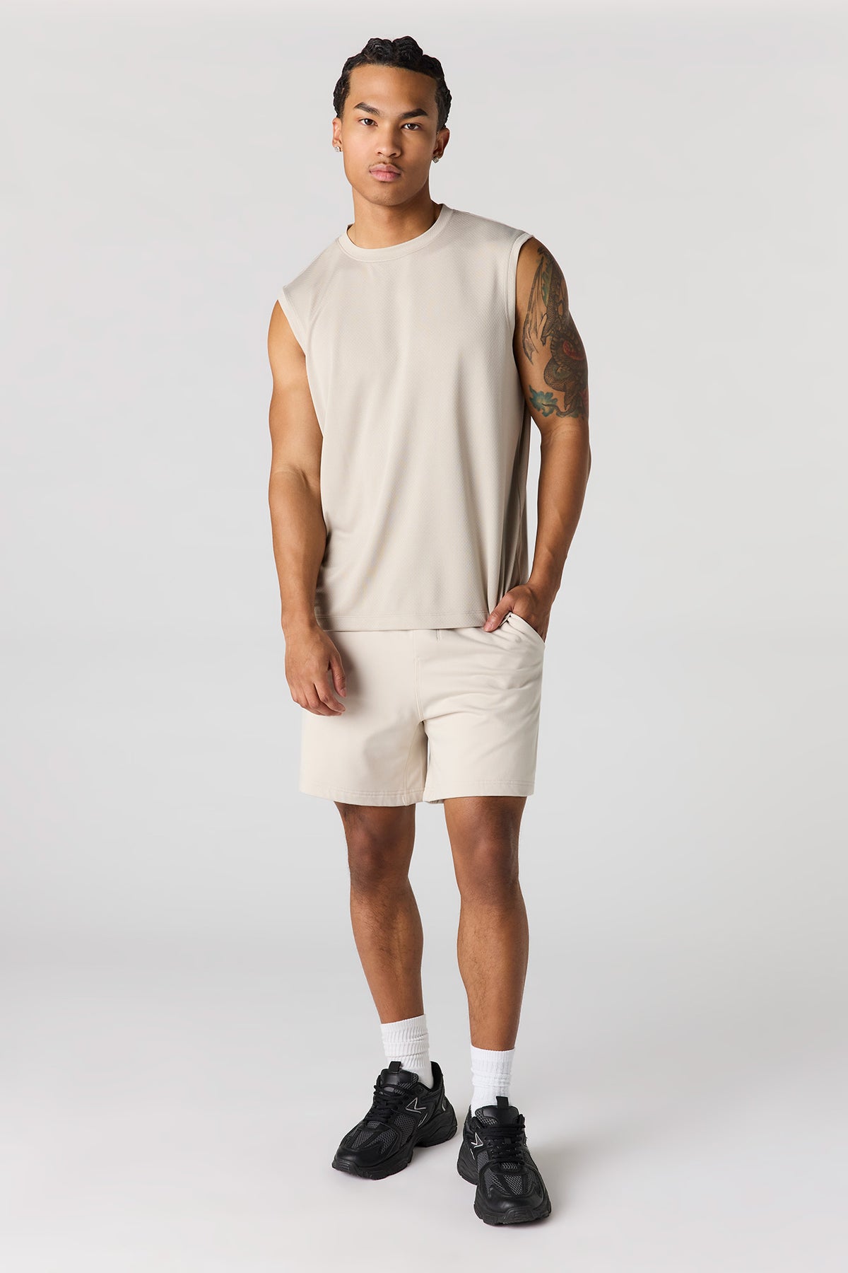 Vue alternative 2. Short Active à taille coulissante