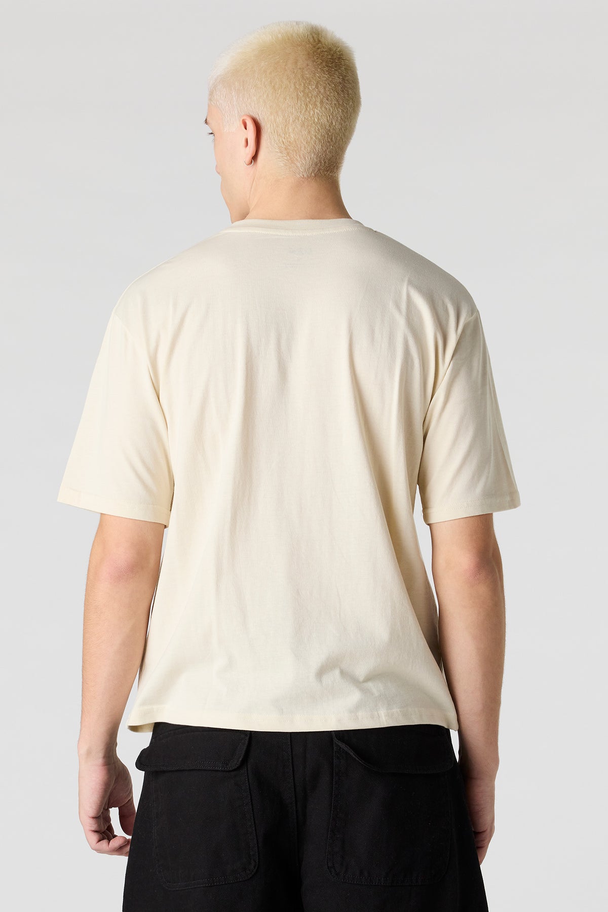 Alt View 2. City Graphic T-Shirt - Natural