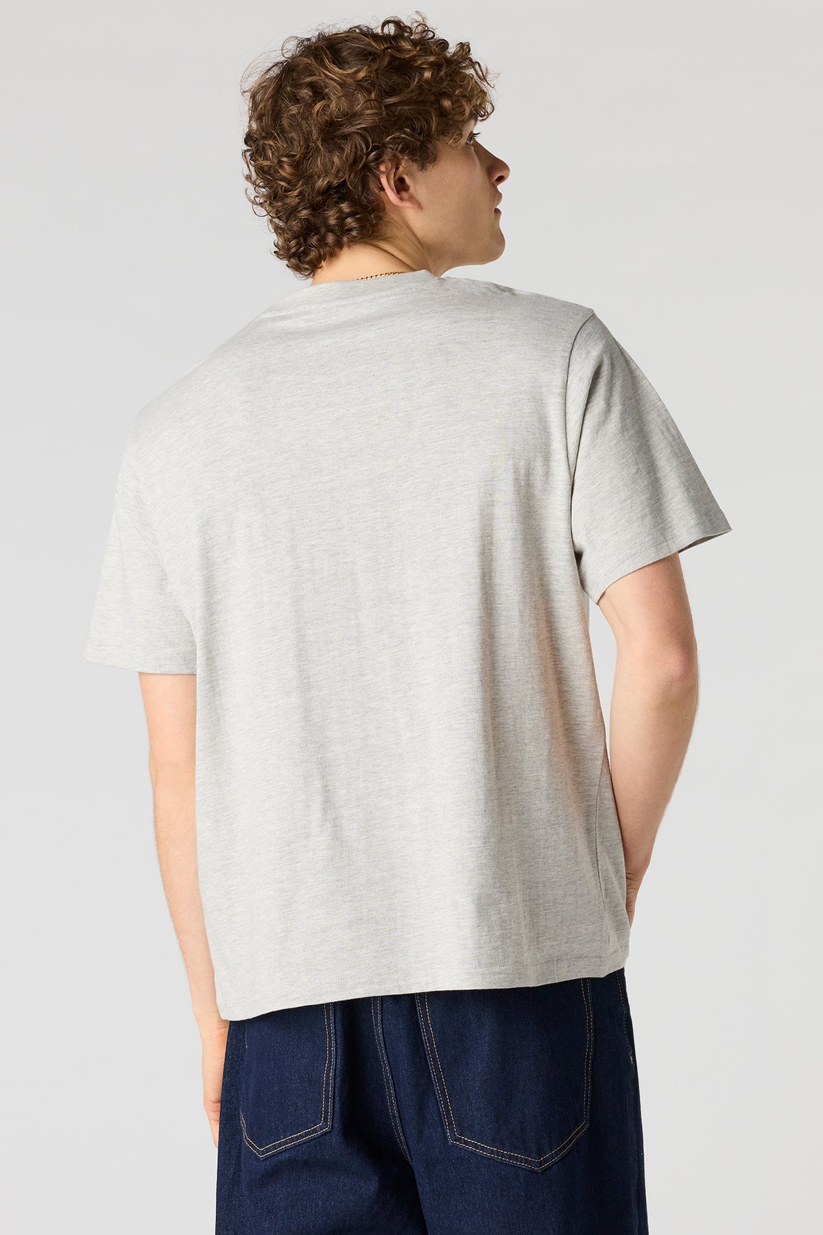 Vue alternative 2. T-shirt à imprimé Destination