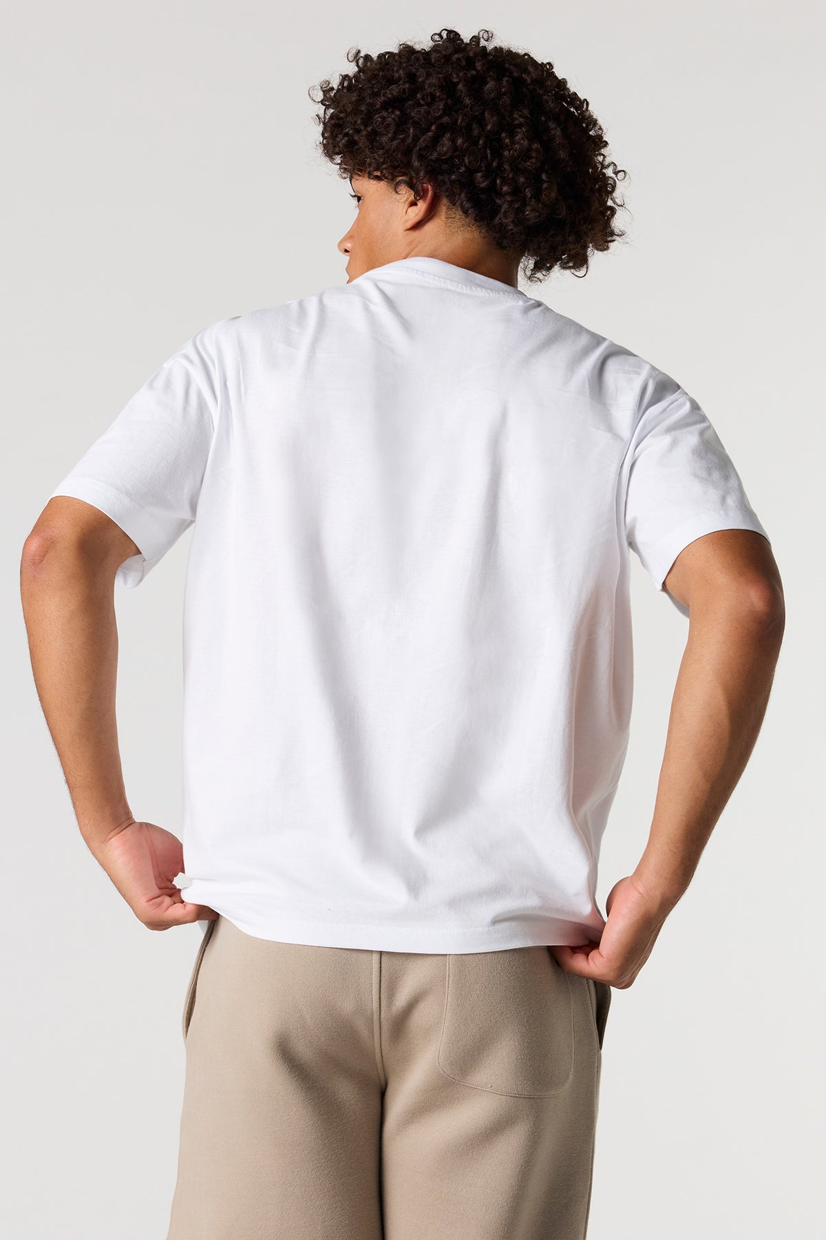 Alt View 2. New York Graphic Relaxed T-Shirt - White