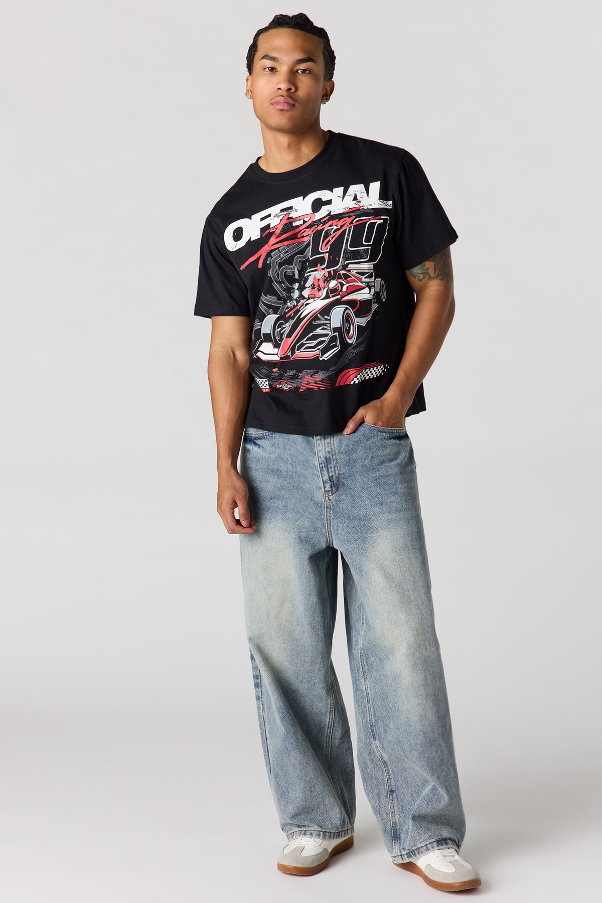Alt View 3. Racing Graphic T-Shirt - Black