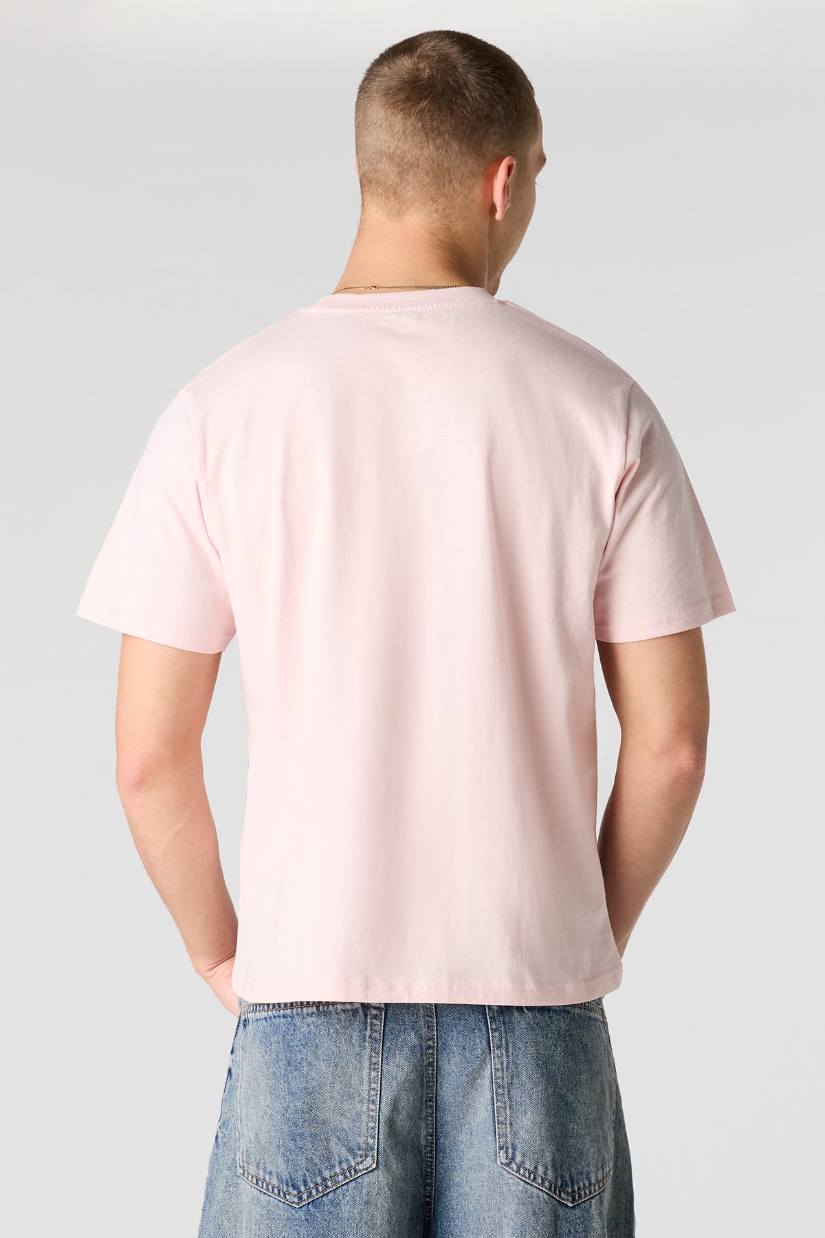 Alt View 2. Paradise Club Graphic T-Shirt - Light Pink