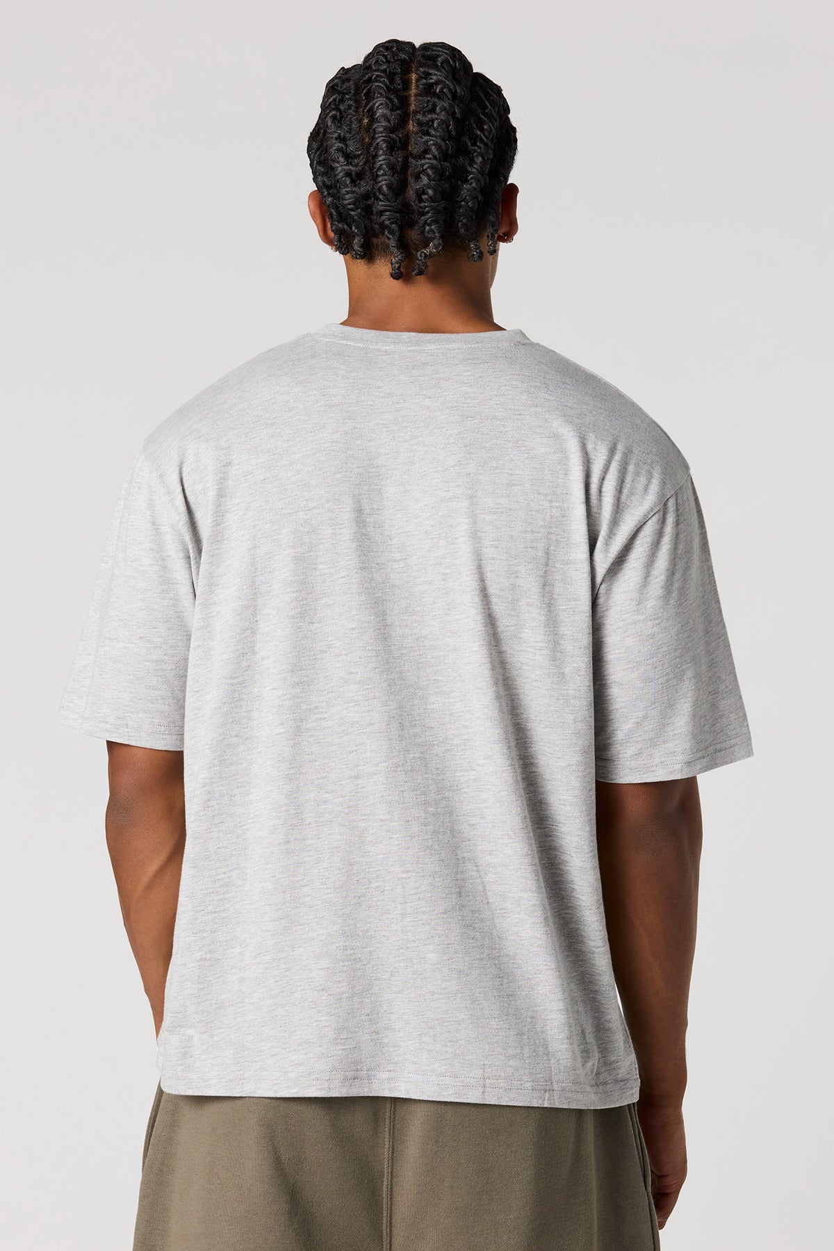 Alt View 2. Chicago Graphic T-Shirt - Heather Grey