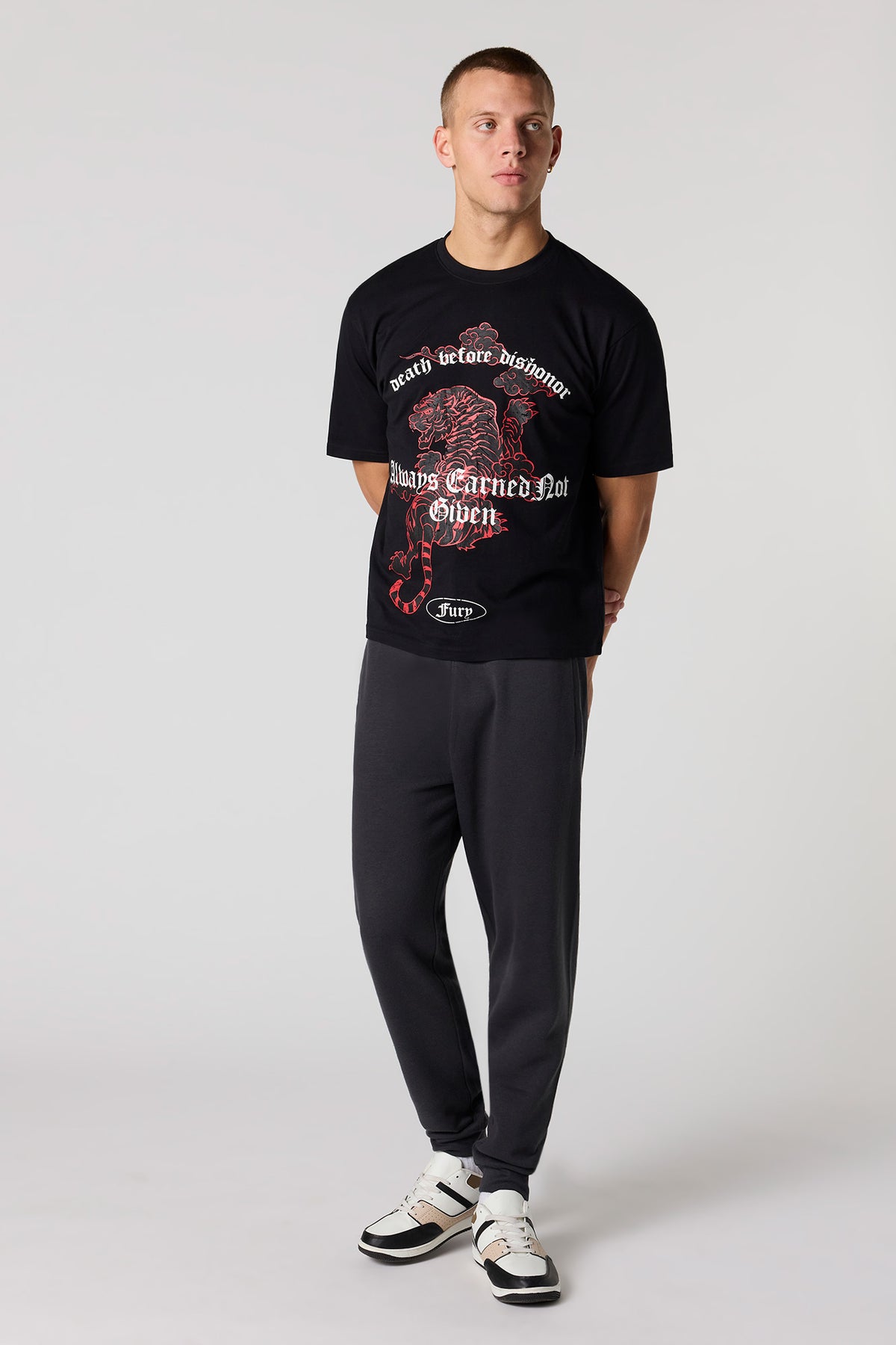 Alt View 3. Tiger Puff Print T-Shirt - Black