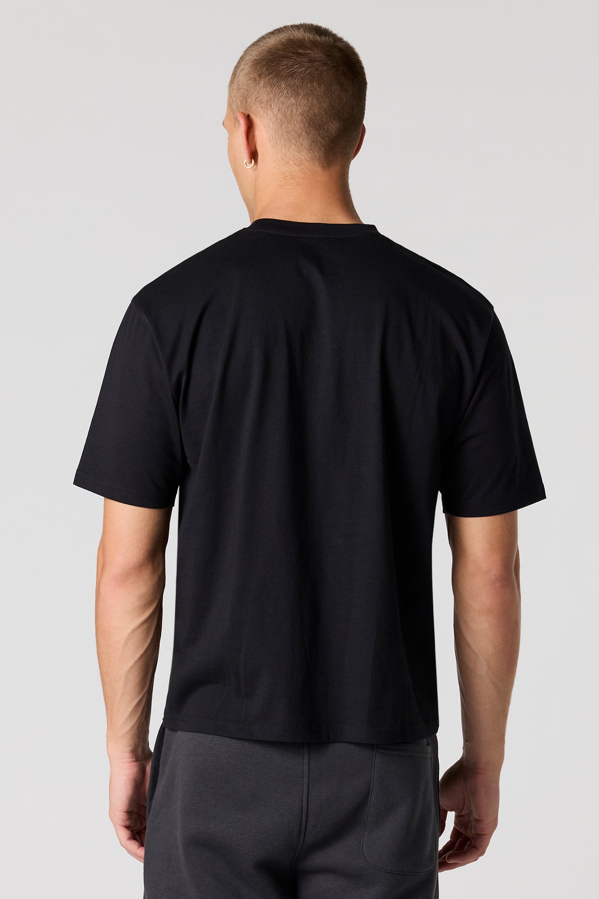 Alt View 2. Tiger Puff Print T-Shirt - Black
