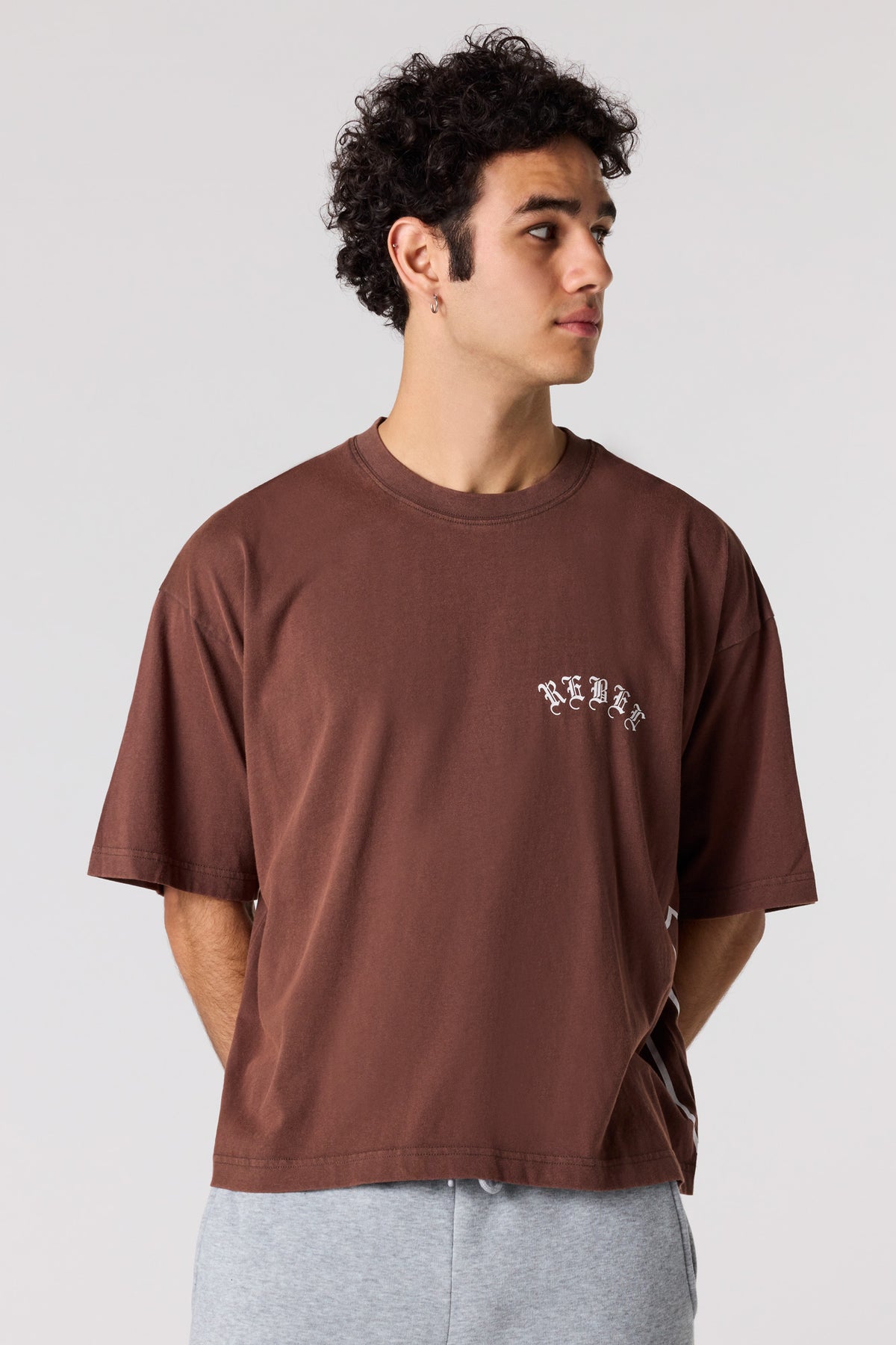 Alt View 2. Rebel Graphic T-Shirt - Brown
