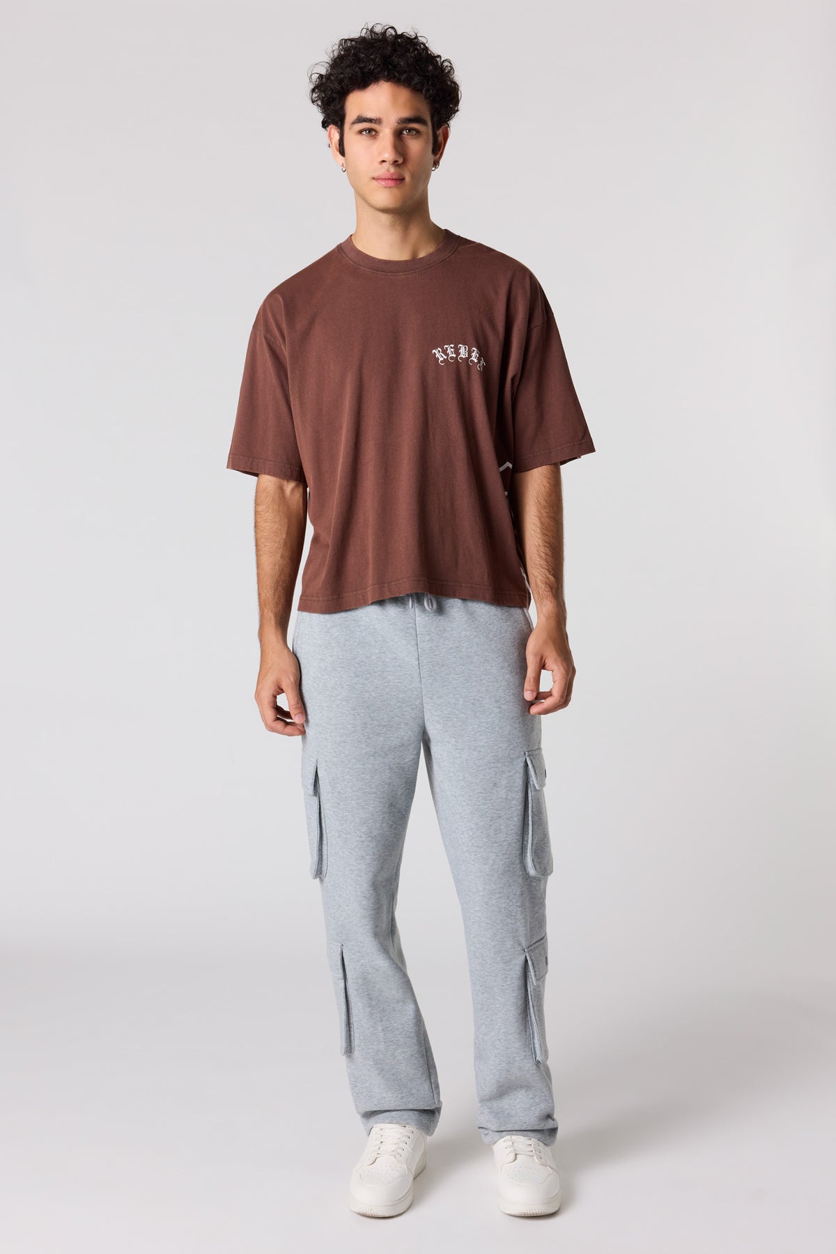 Alt View 3. Rebel Graphic T-Shirt - Brown