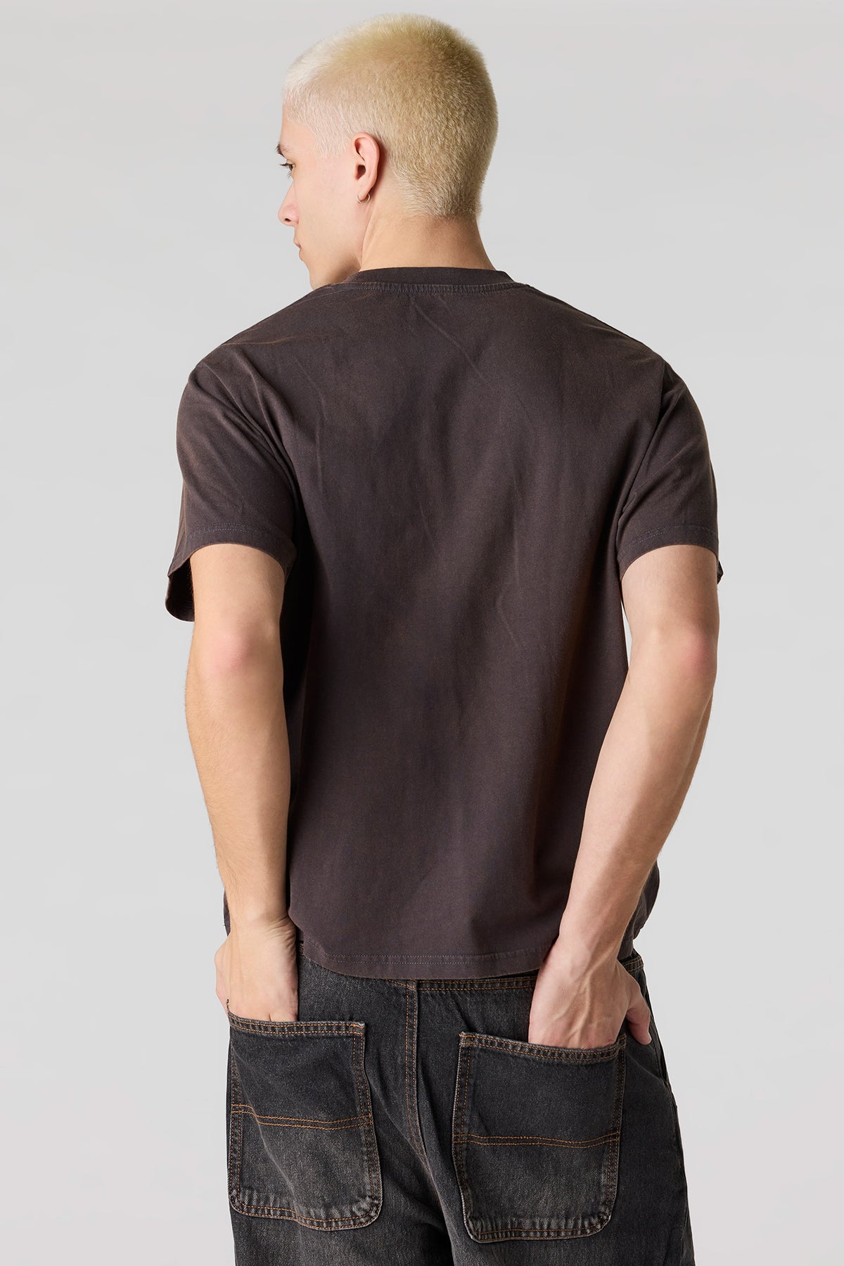 Vue alternative 2. T-shirt délavé à imprimé Dragon