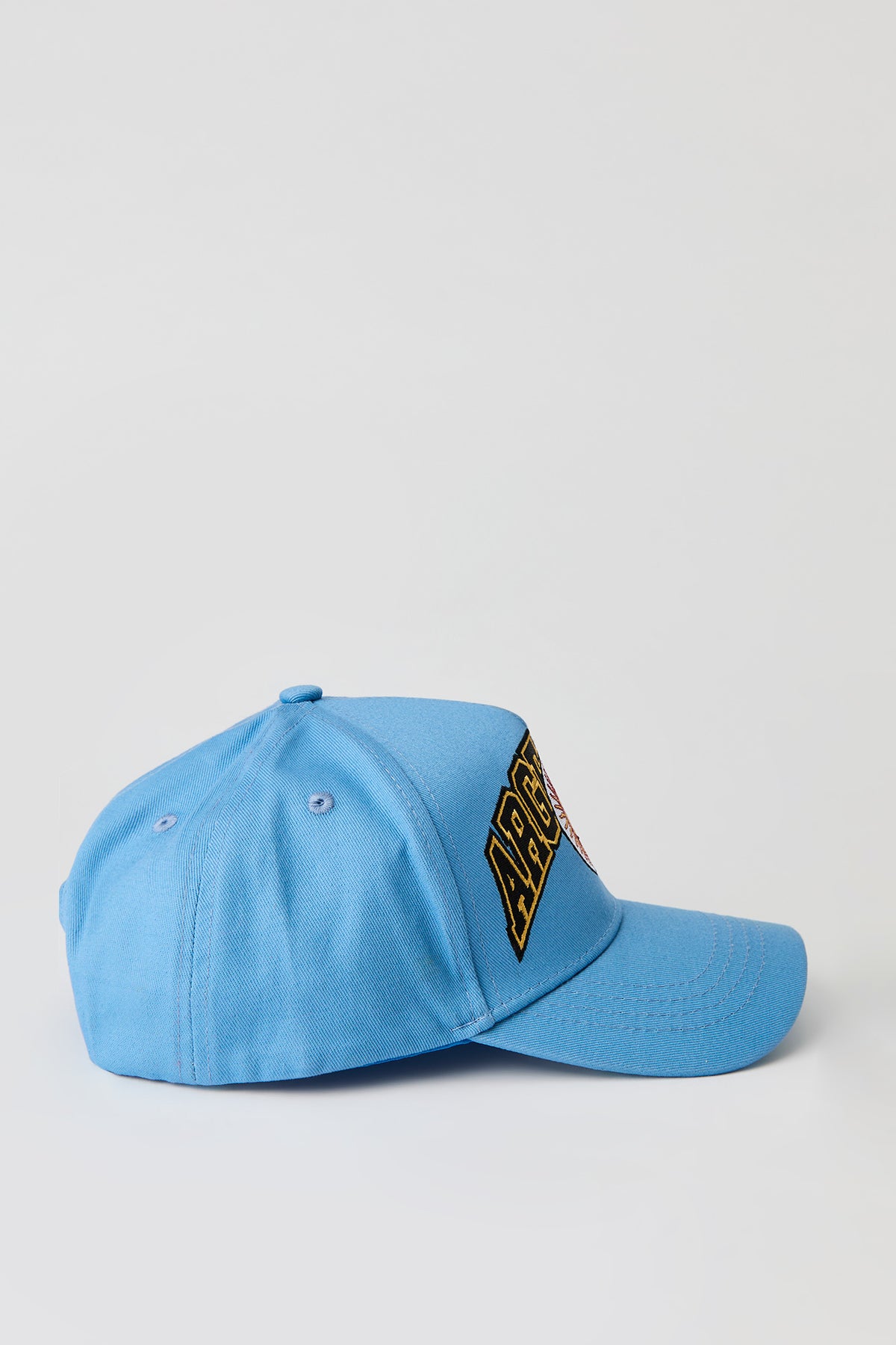 Vue alternative 2. Casquette de baseball avec motif brodé Argentine
