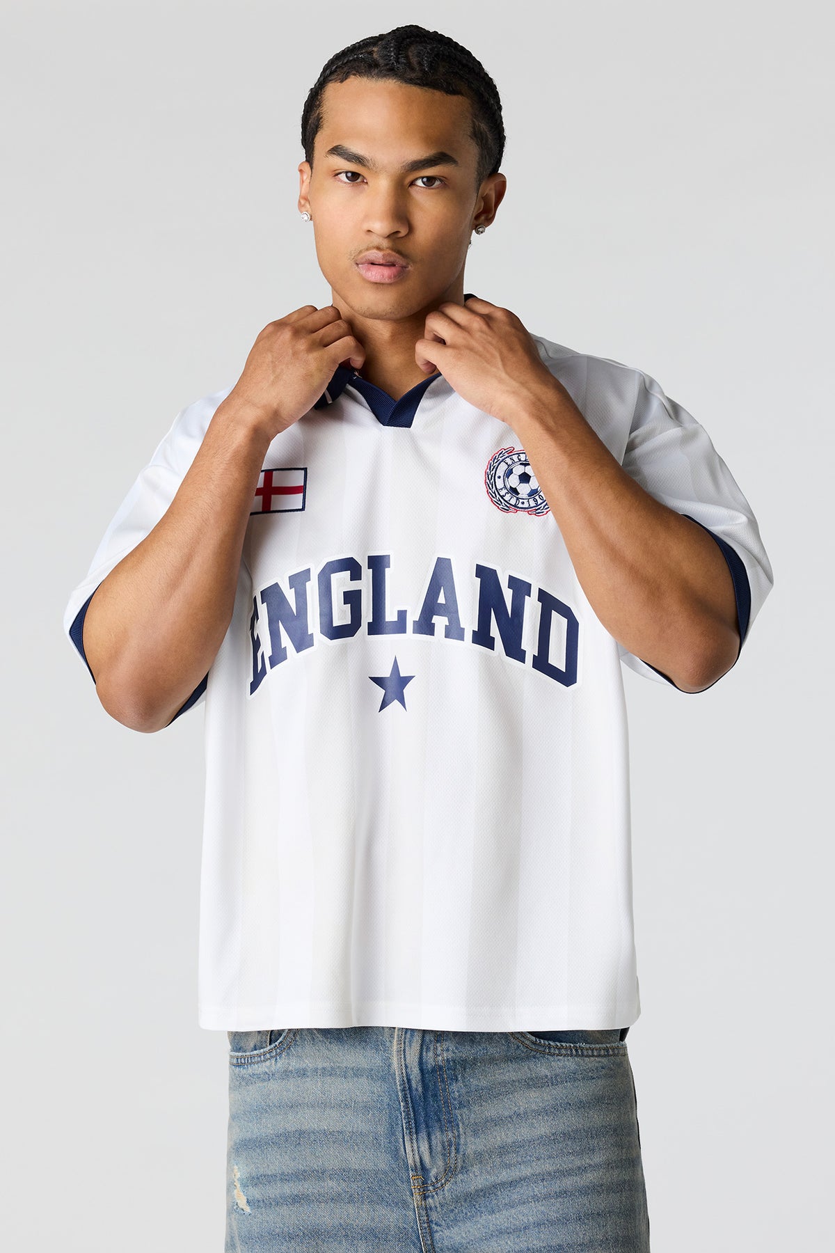 Alt View 3. England Graphic Mesh Jersey - White