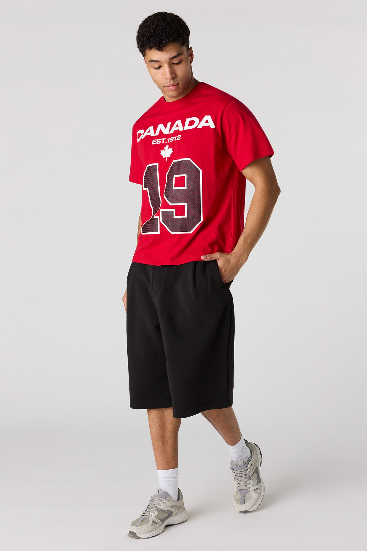 Vue alternative 3. T-shirt en coton épais de luxe à imprimé Canada