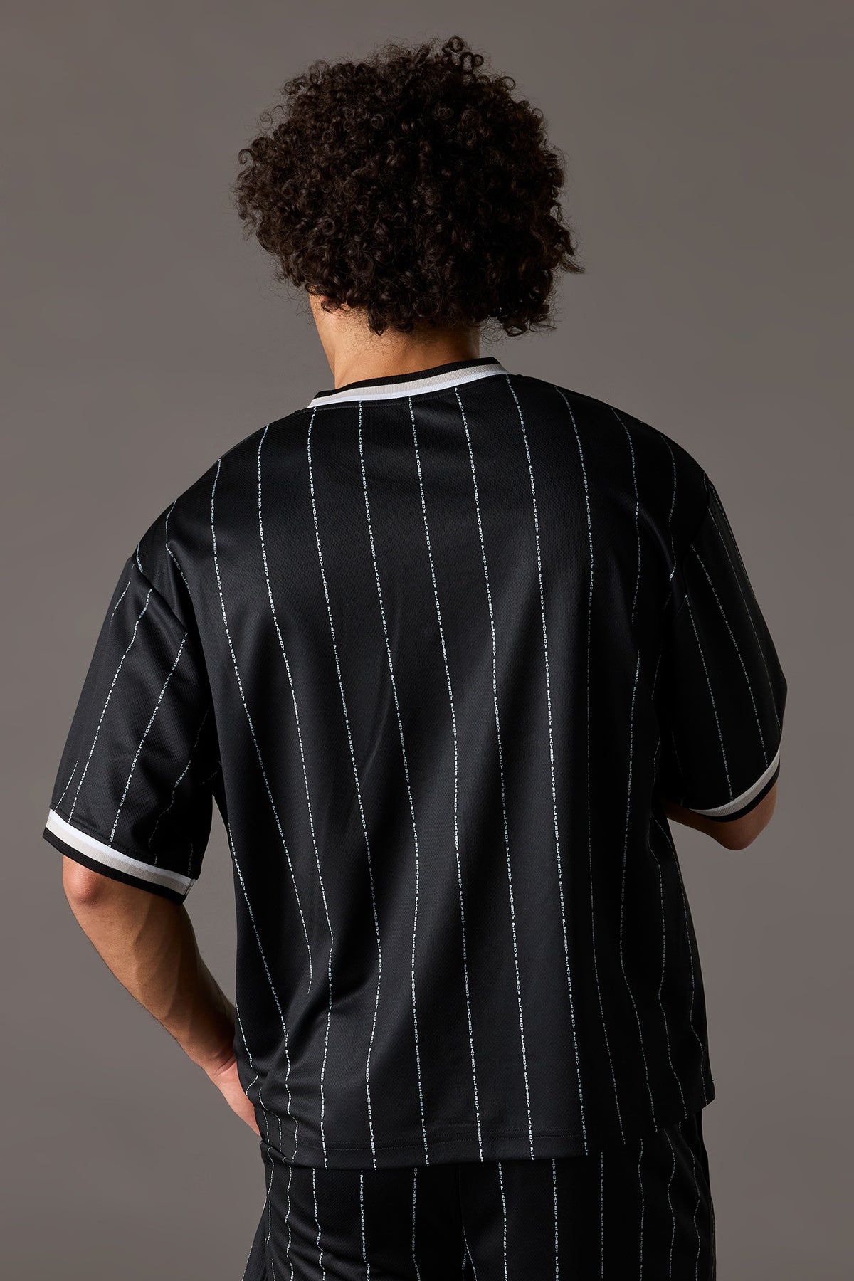 Vue alternative 2. Jersey de baseball en filet à imprimé Playboy