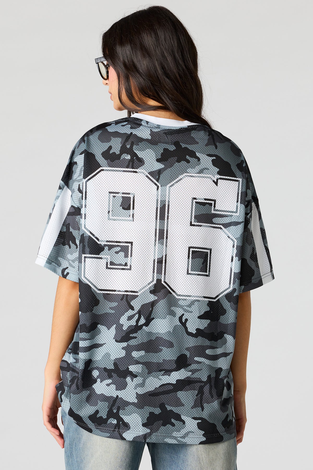 Alt View 2. Mesh Graphic V-Neck Jersey - Dark Grey
