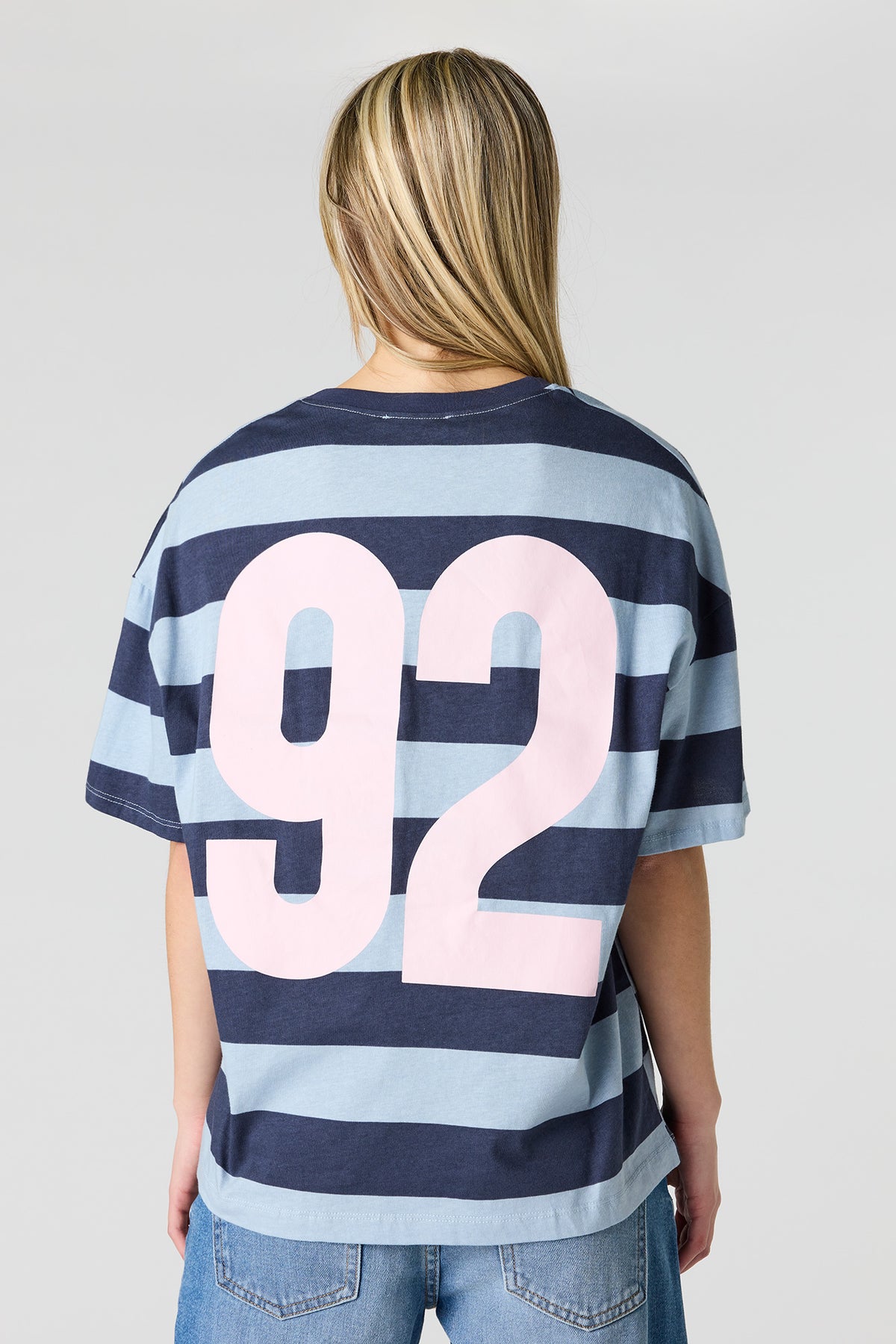 Alt View 2. Graphic Striped Boyfriend T-Shirt - Blue