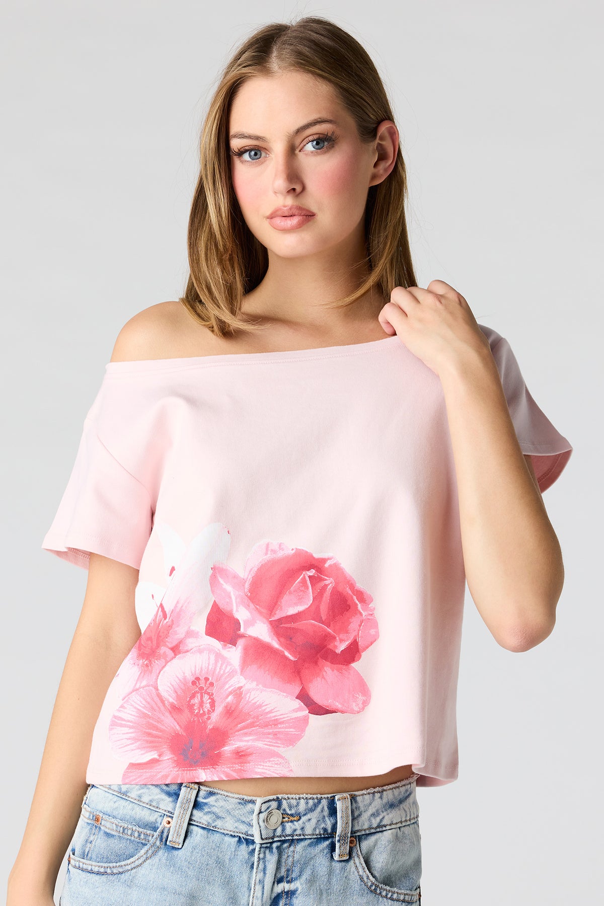 Off Shoulder Graphic T-Shirt - Light Pink