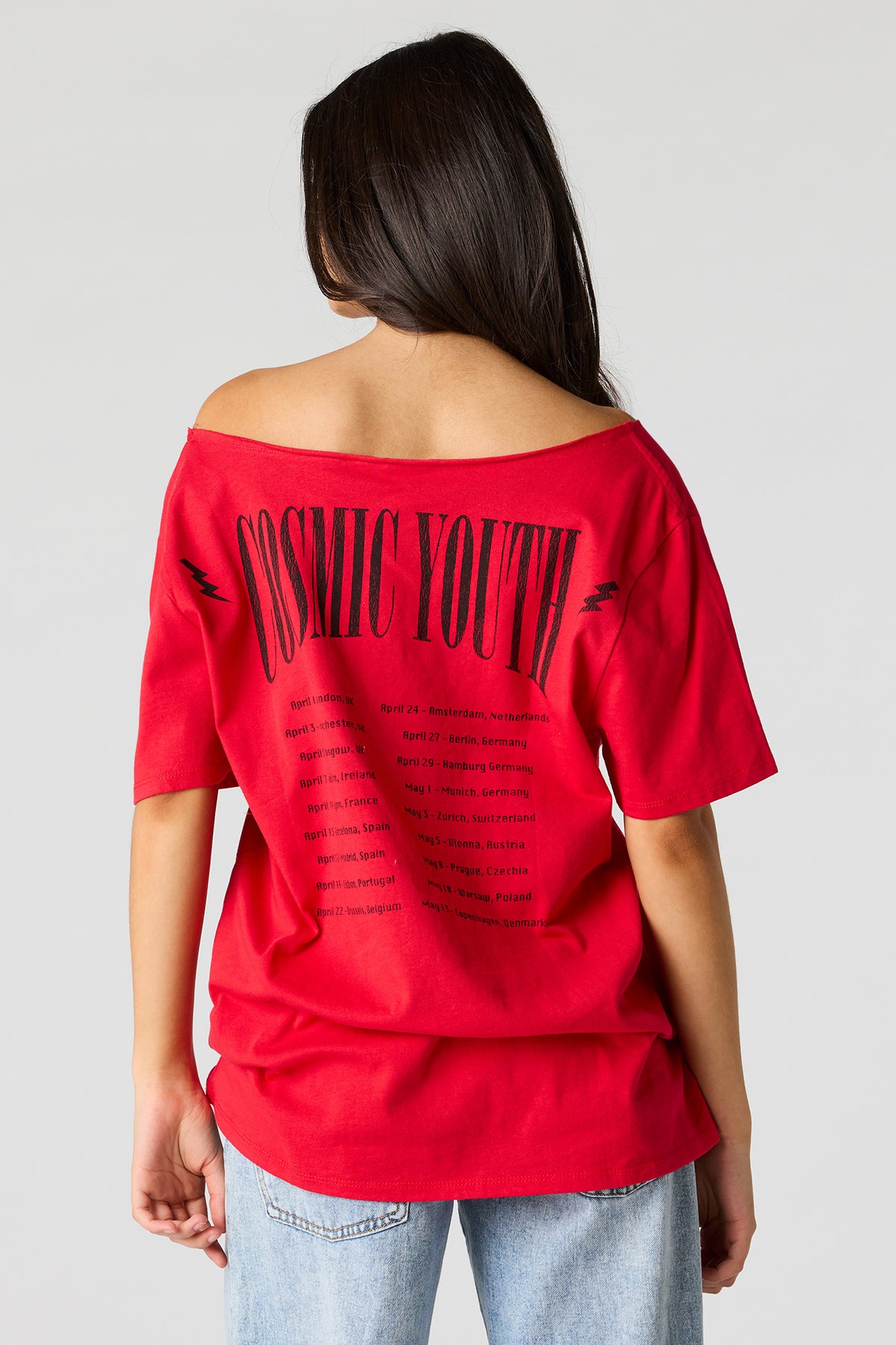 Vue alternative 2. T-shirt à épaules dénudées avec imprimé Tour
