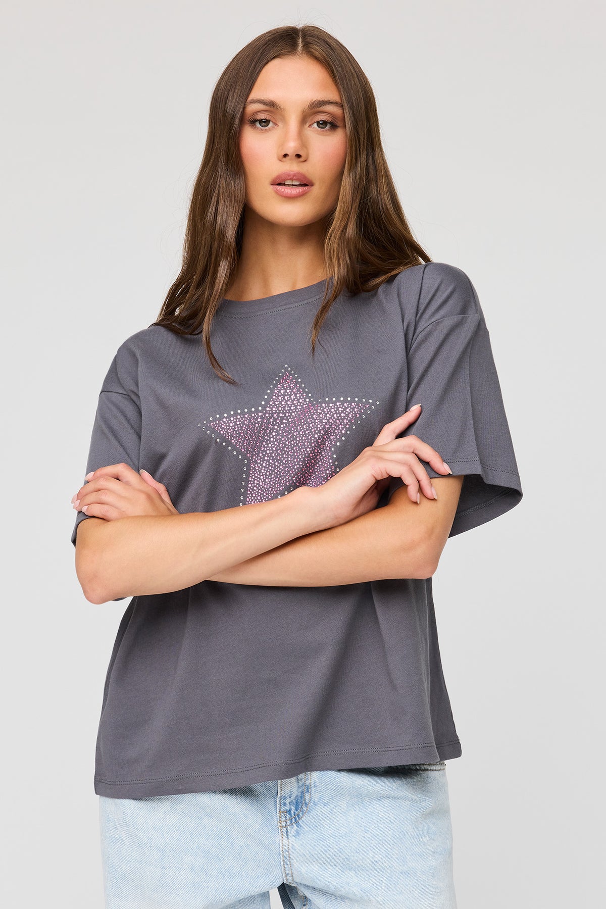 Alt View 4. Rhinestone Boyfriend T-Shirt - Dark Grey