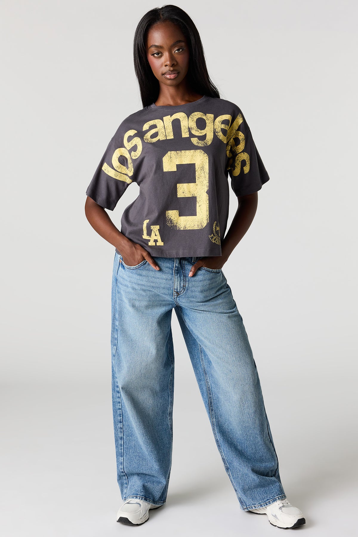 Alt View 3. City Graphic Boxy T-Shirt - Charcoal