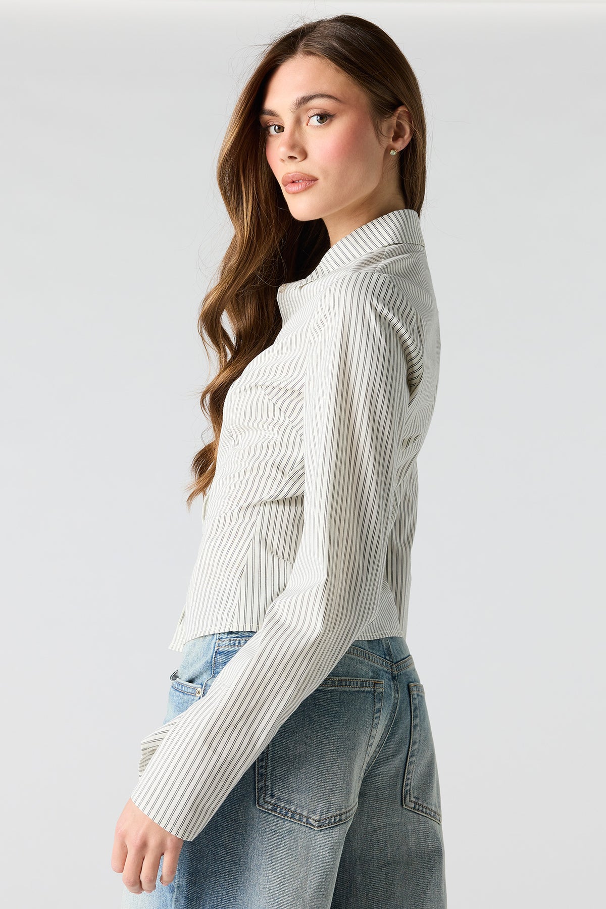 Alt View 2. Long Bell Sleeve Button-Up Top - Silver